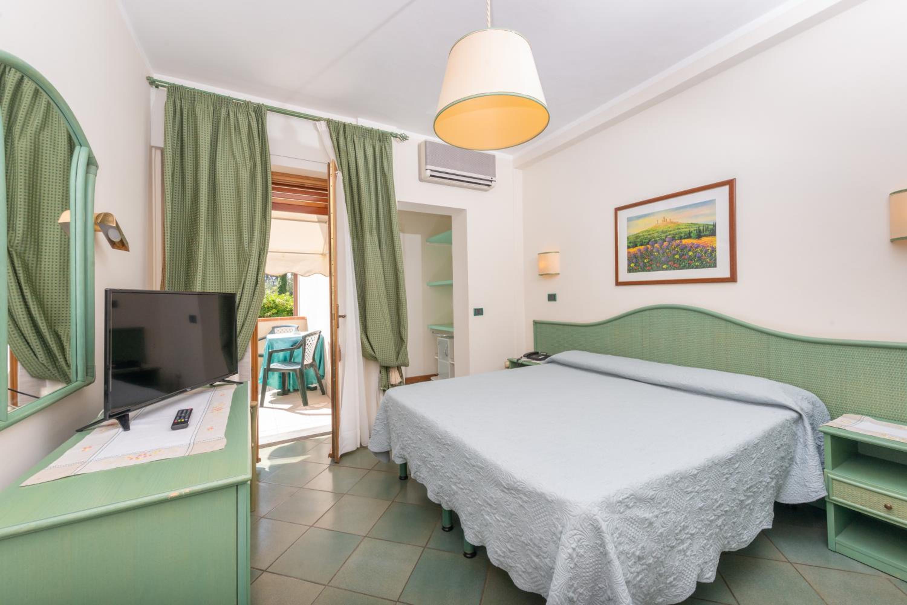 Double Room with Balcony photo 1