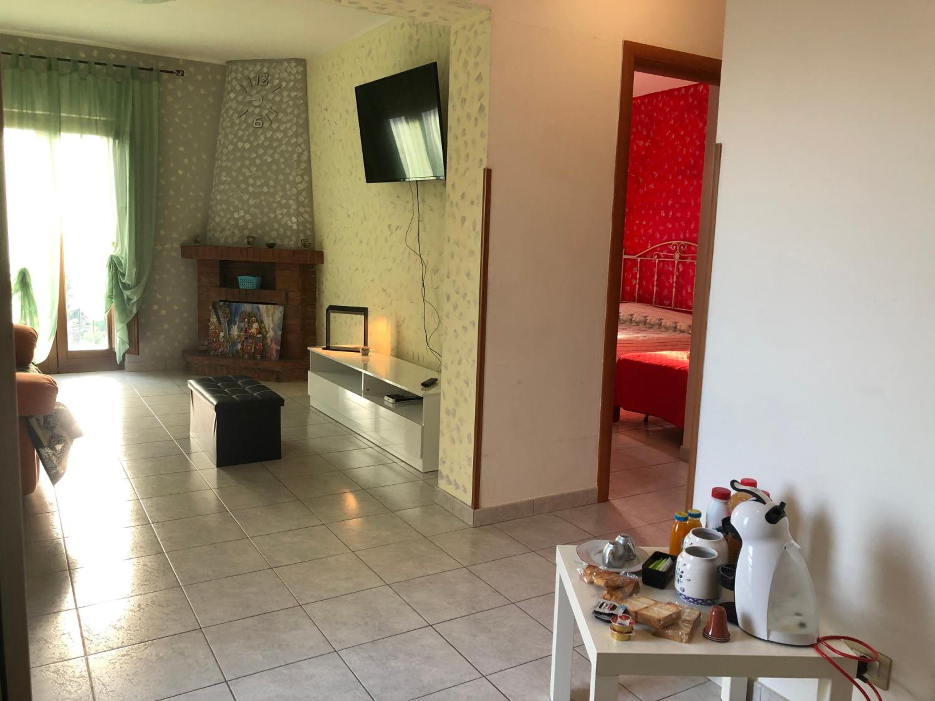 Apartment with Balcony photo 3