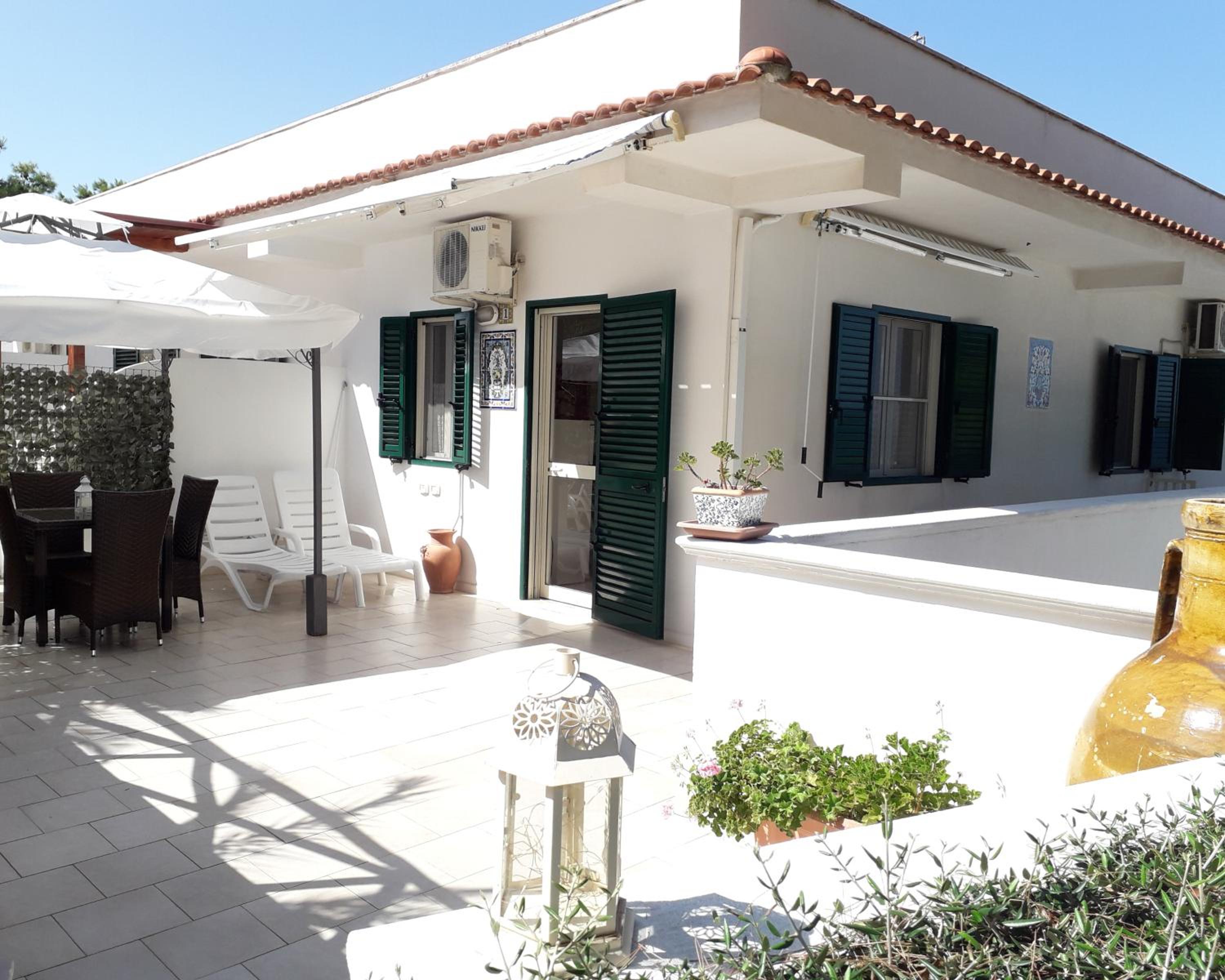 Two-Bedroom Villa with Terrace Sea View