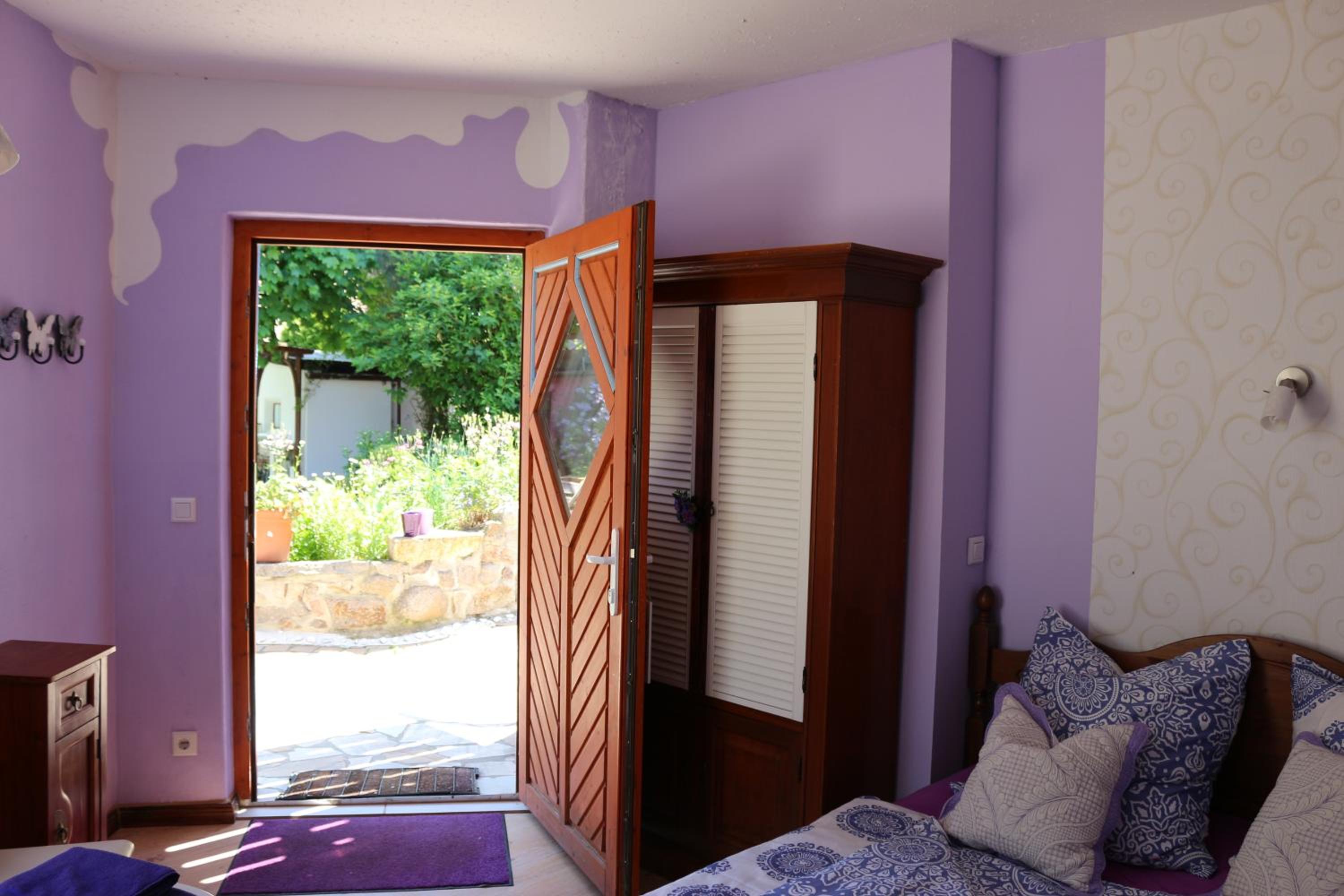 Double Room With Private Bathroom - Photo 7