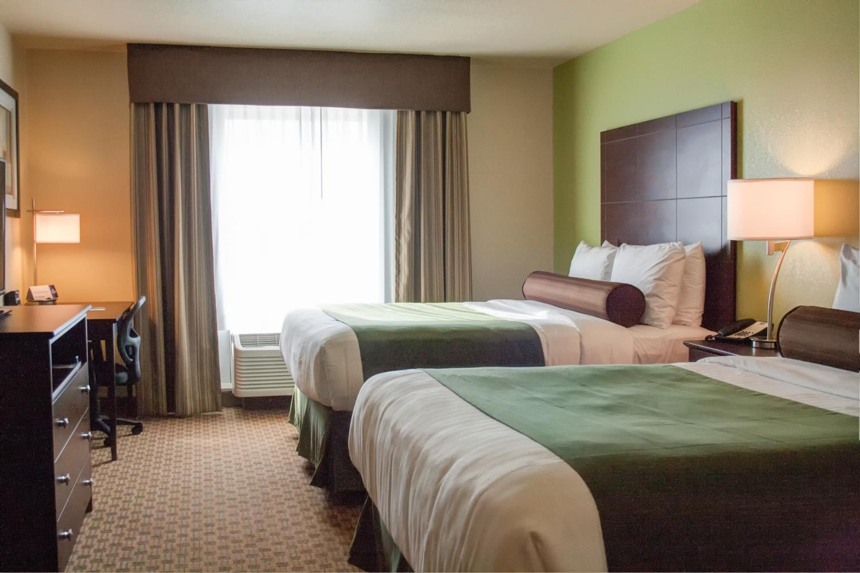 Deluxe Queen Room photo 1