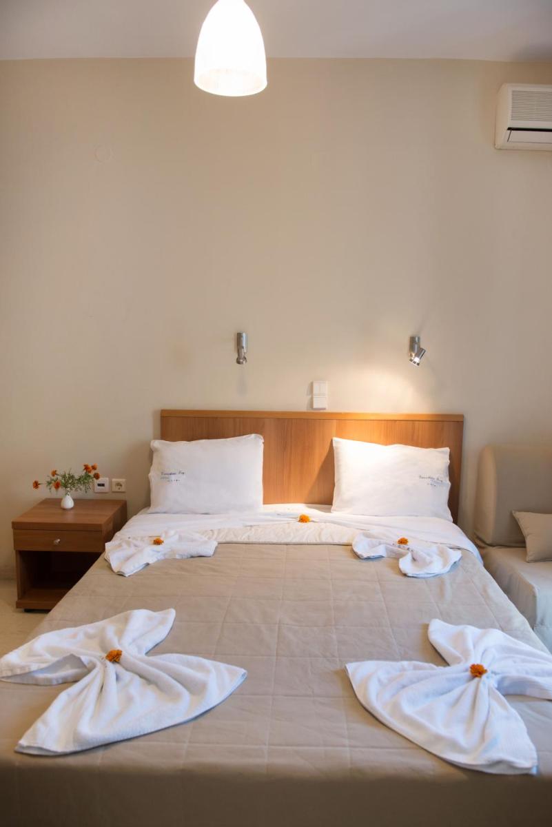 Standard Double Room photo 2