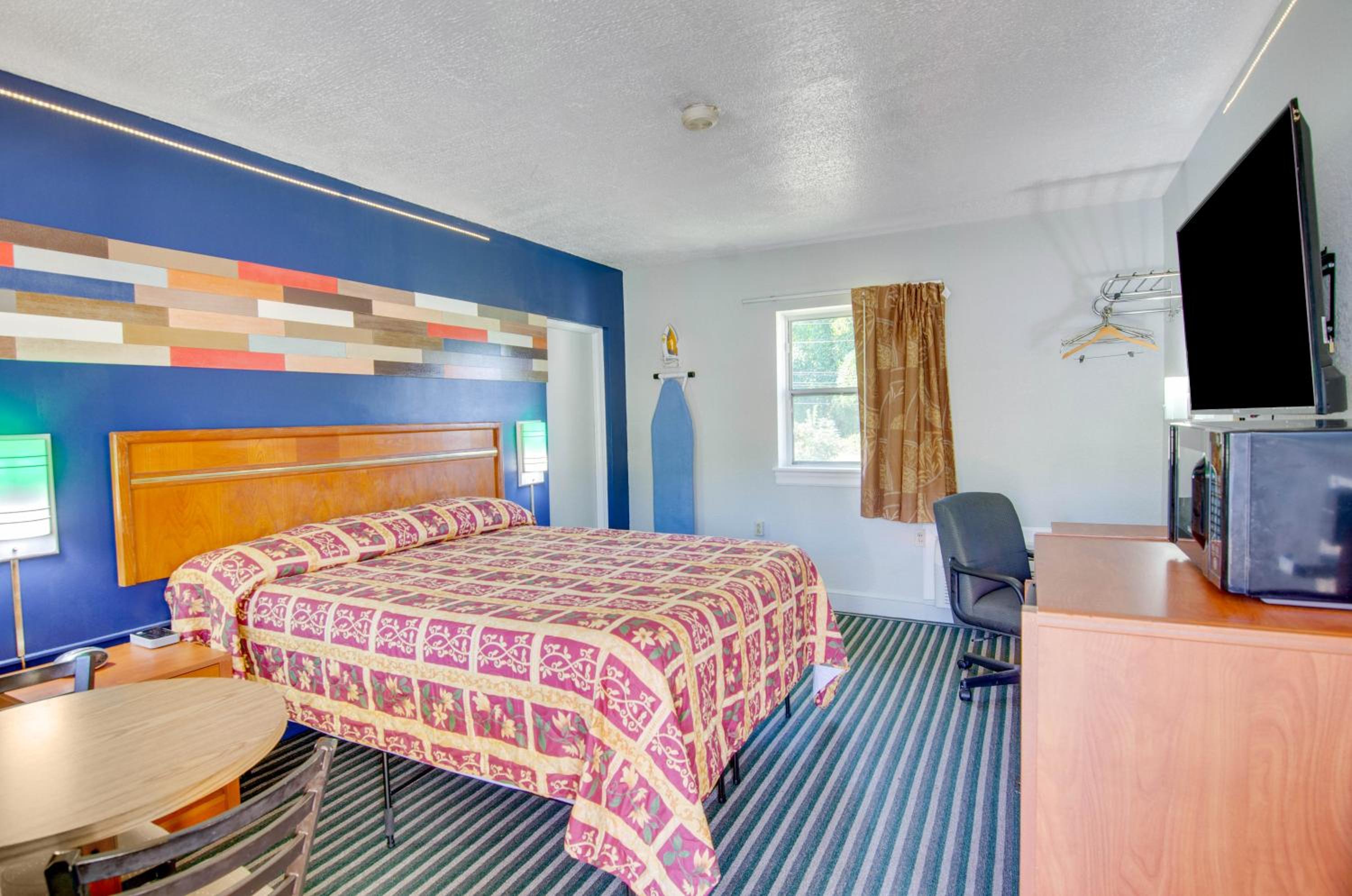 Queen Room - Photo 3