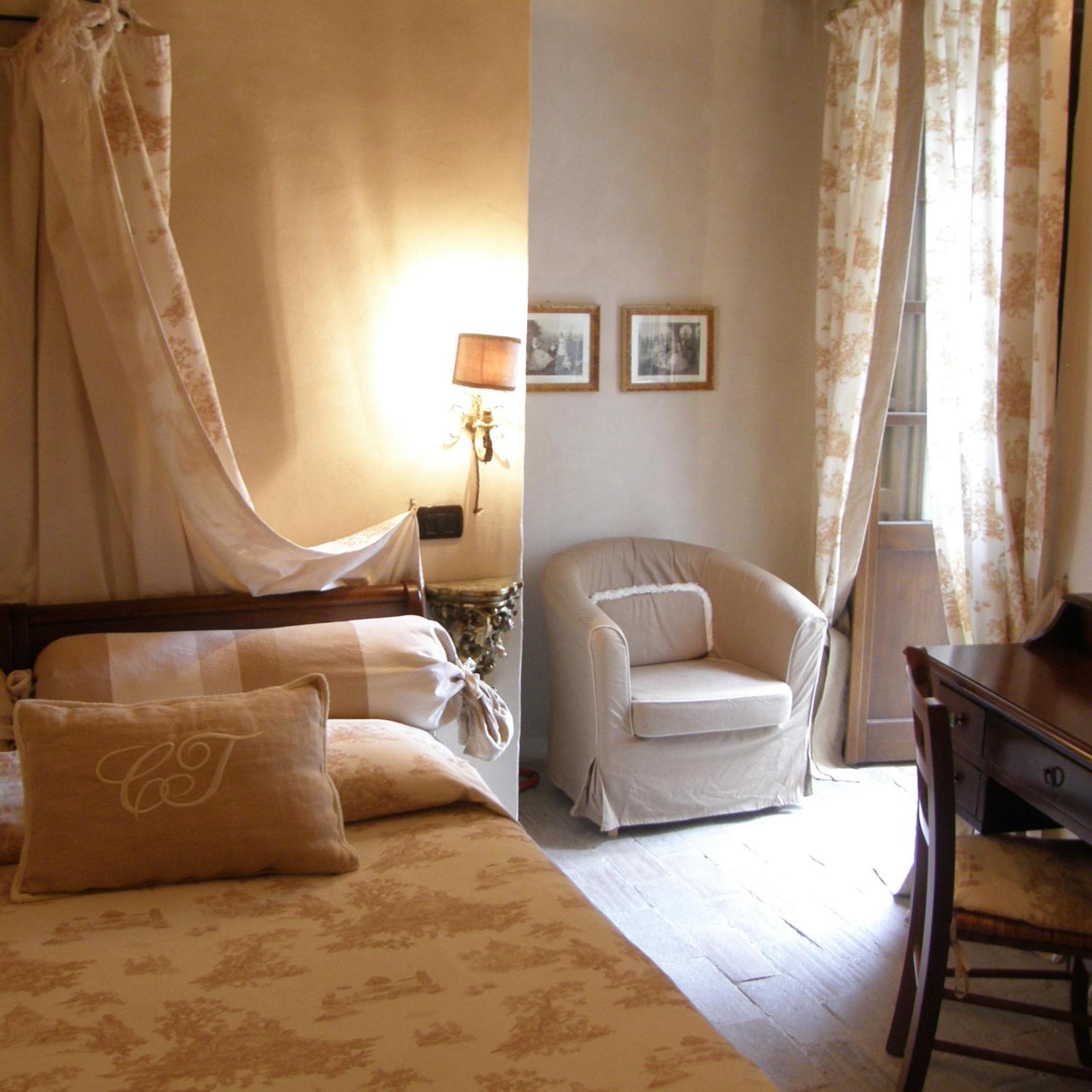 Classic Double Room photo 2