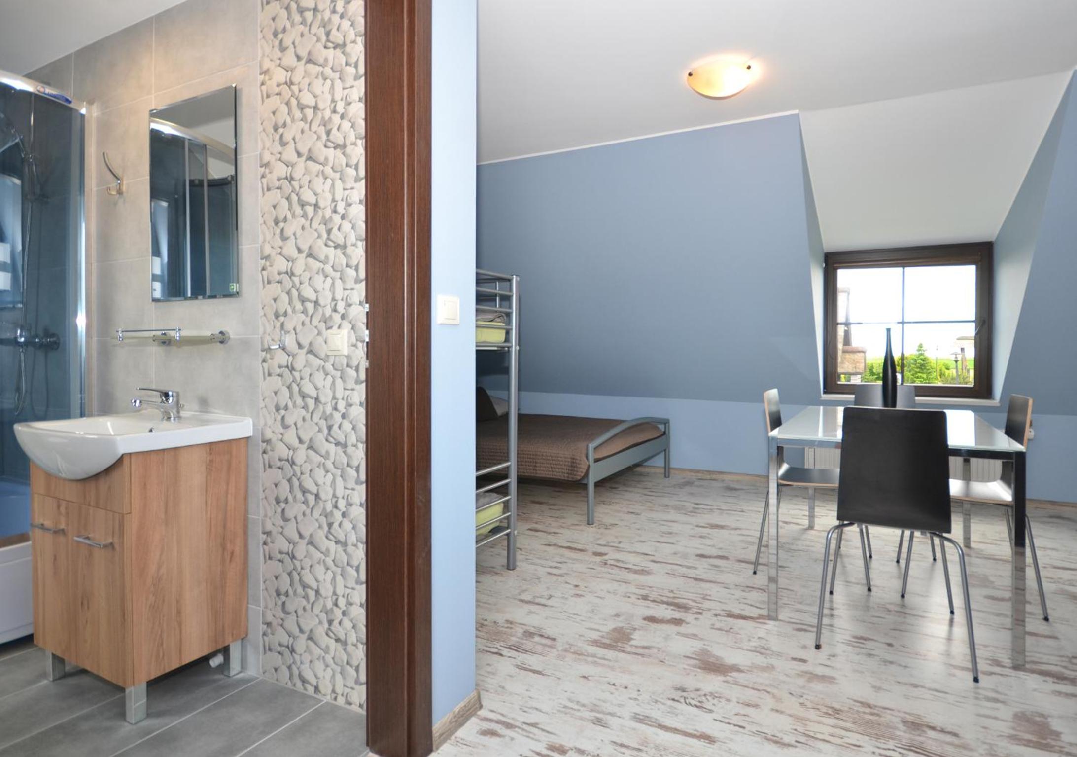 Family Room with Sea View - Photo 7