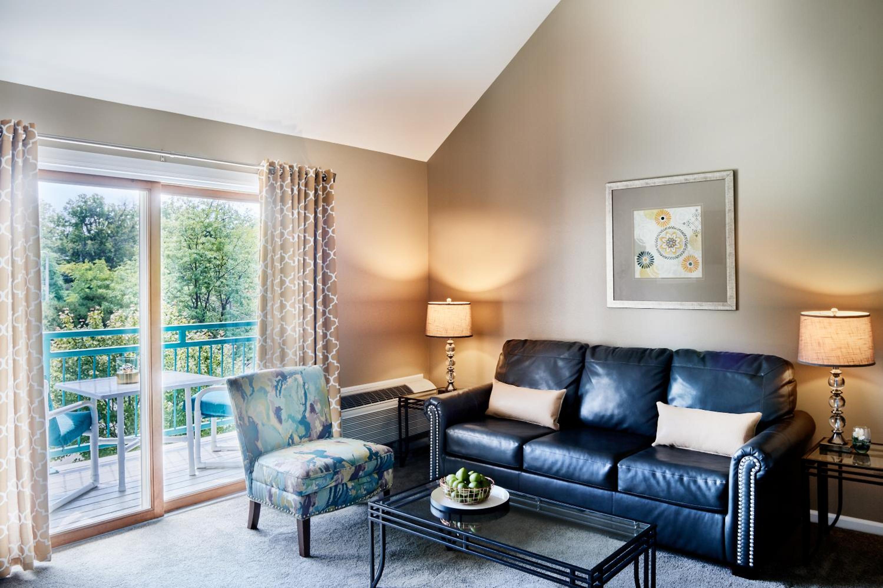 Studio Loft Suite - Photo 4