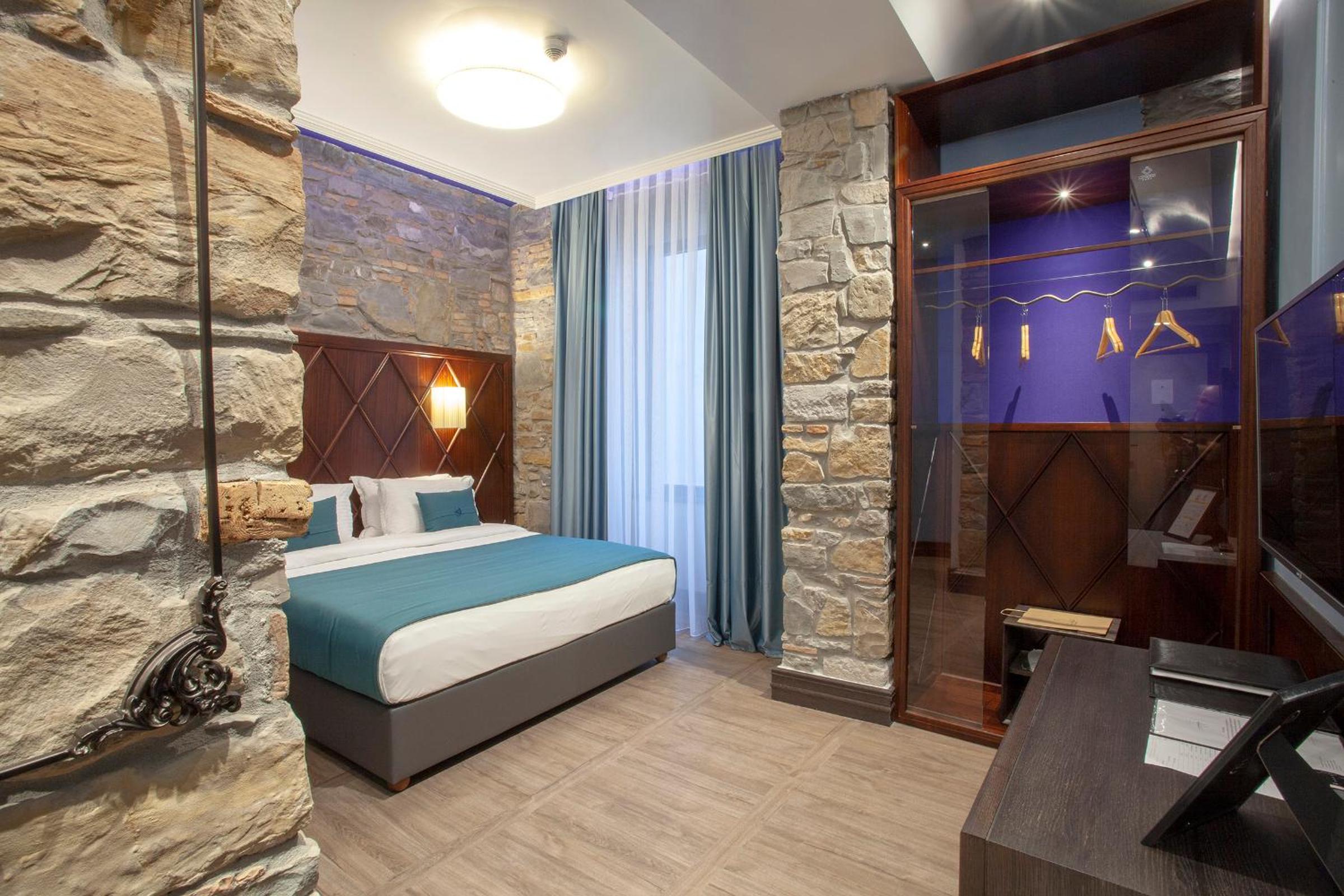 Deluxe Double Room - Photo 4
