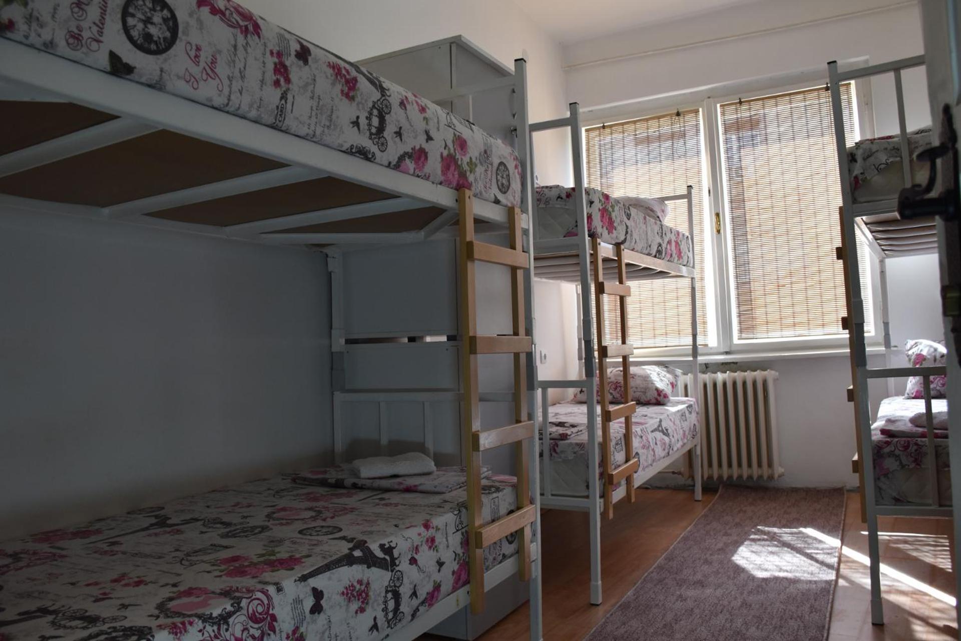 Bed in 6-Bed Mixed Dormitory Room, photo 7