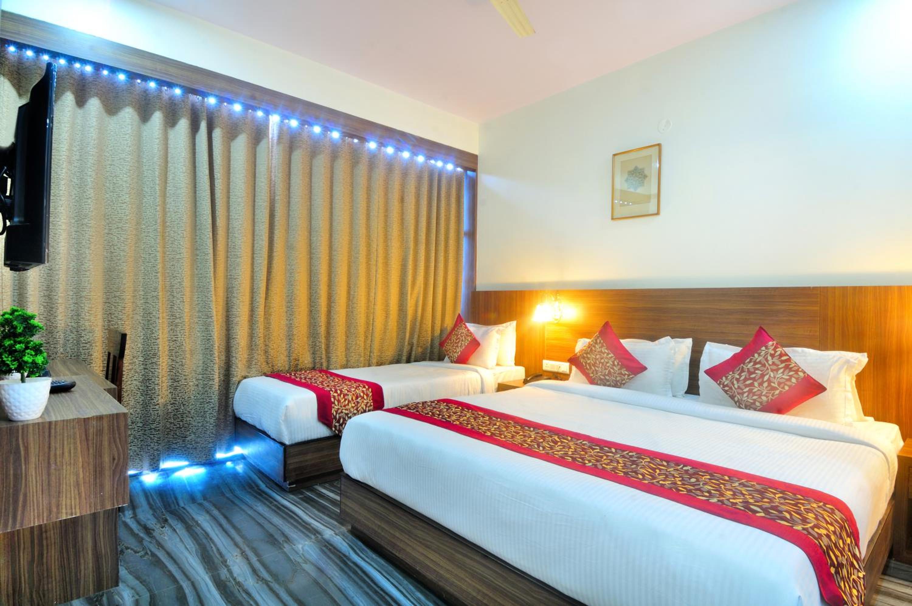 Deluxe Triple Room