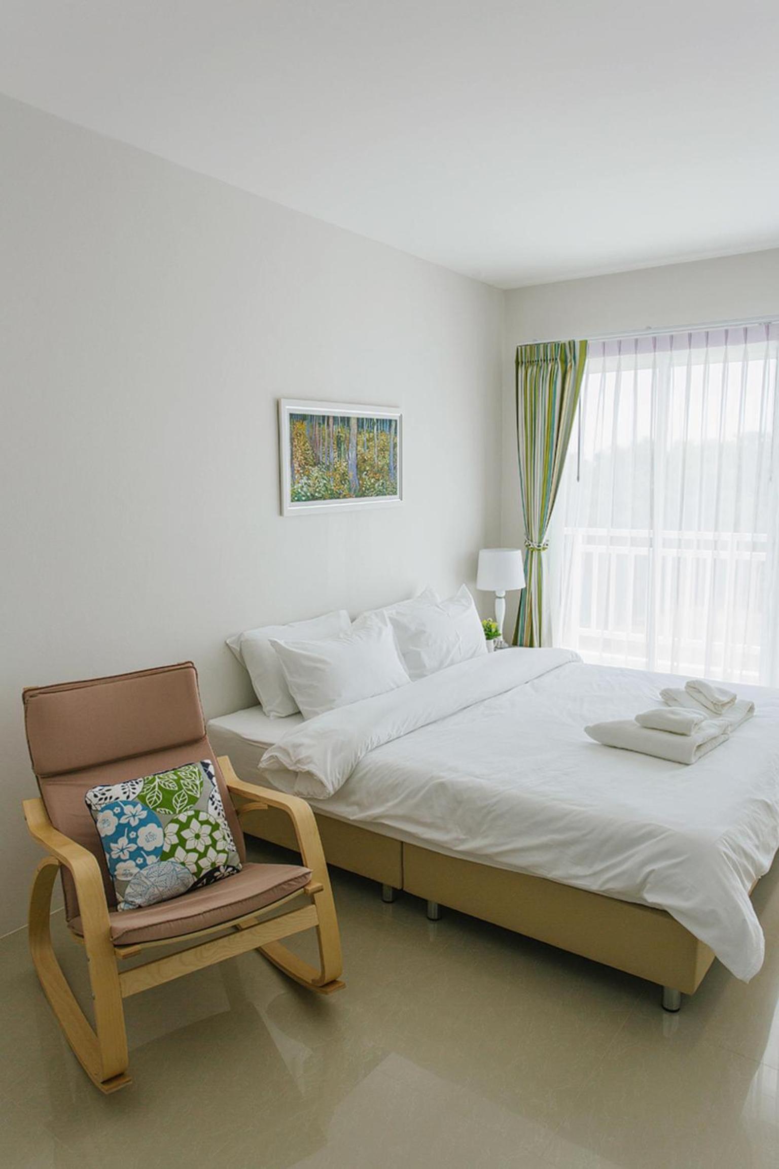 Deluxe Double Room with Balcony photo 2