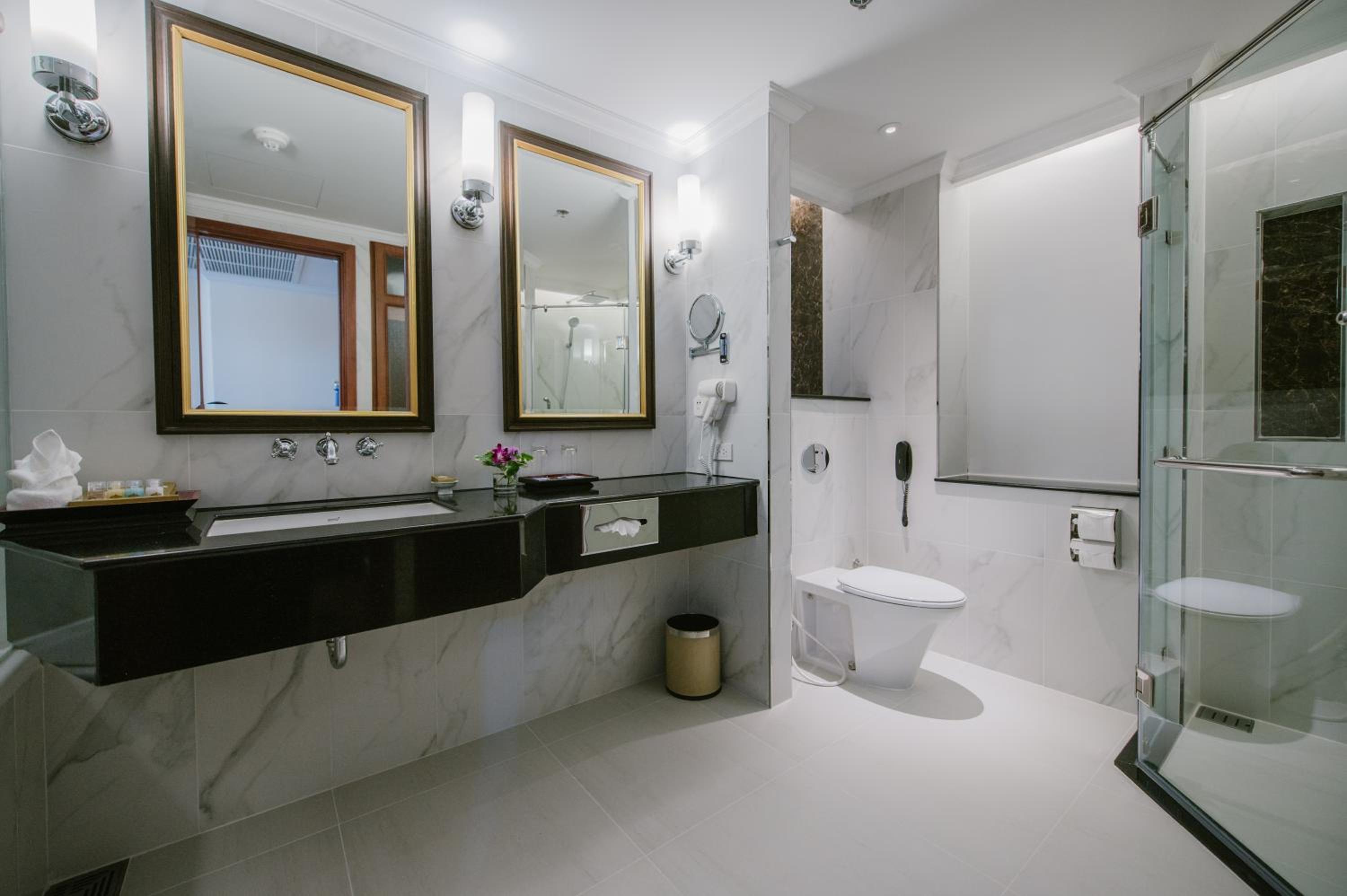 Premier Room - Photo 10