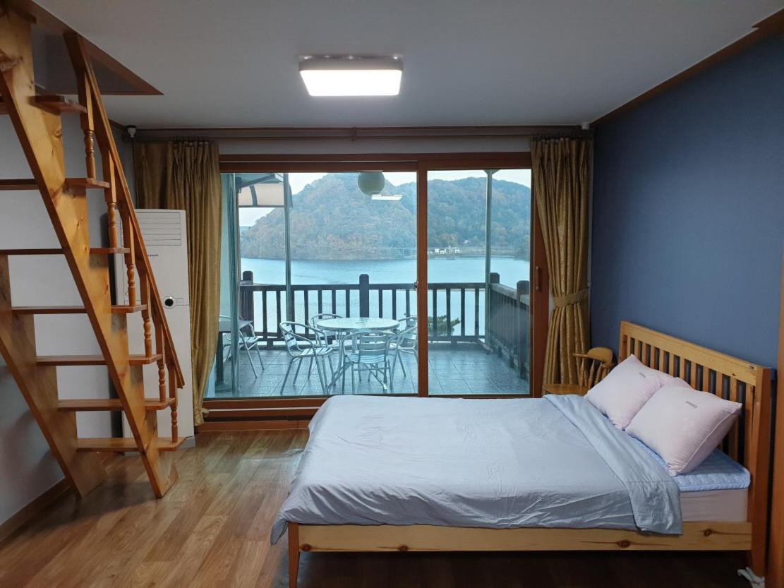 Double Room with Lake View - Photo 1