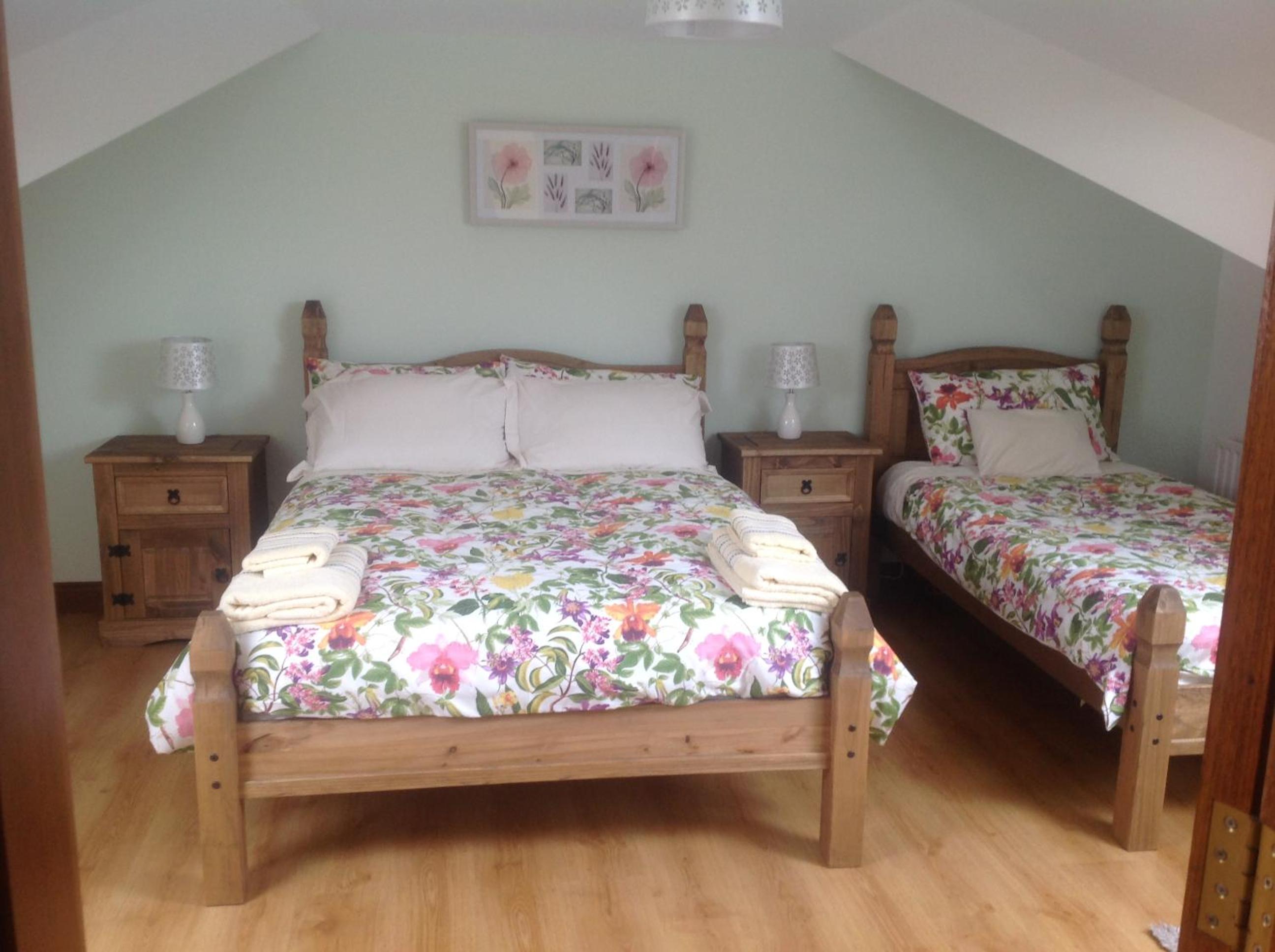 Triple Room with Private Bathroom photo 2