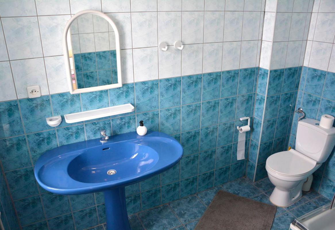 Quadruple Room with Bathroom photo 2