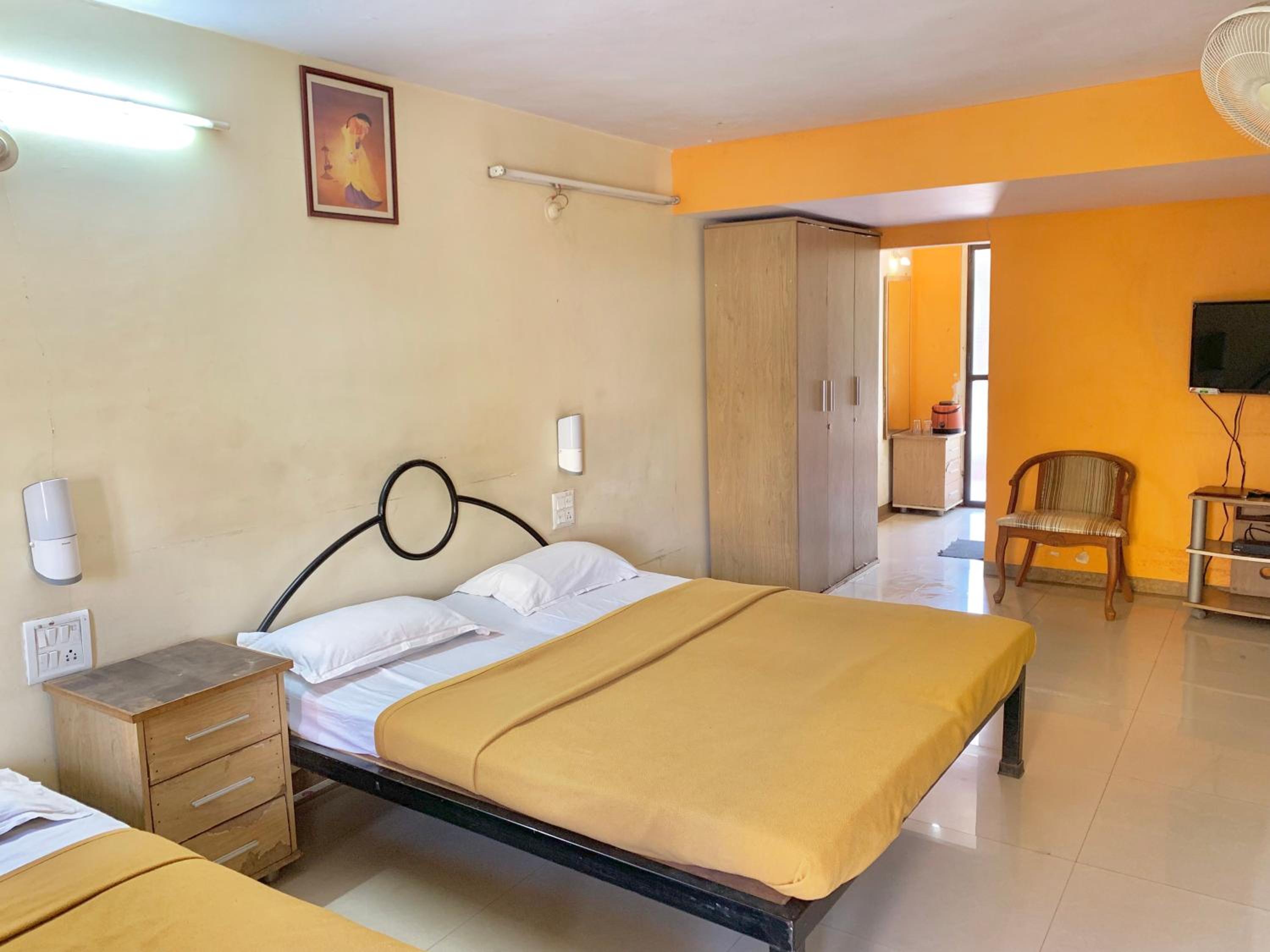 Deluxe Double Room With Fan