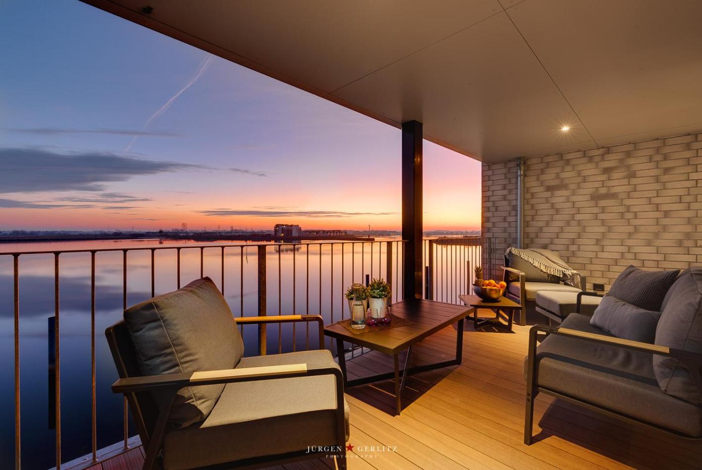 Apartment with Sea View photo 2