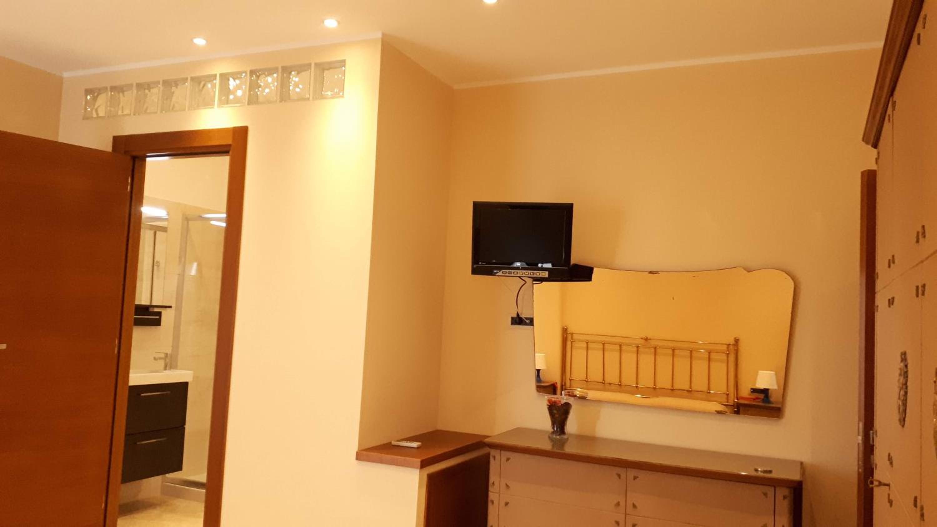 Double Room with Terrace and Mountain View photo 2