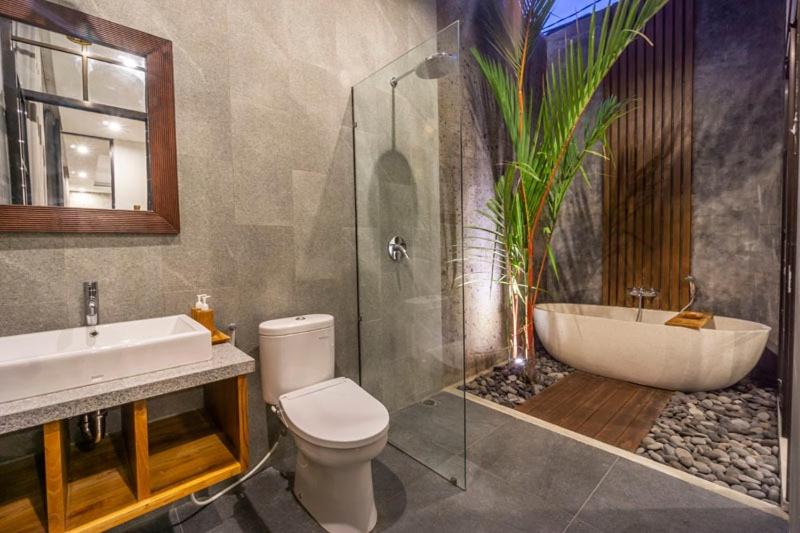 Two-Bedroom Villa - Photo 11