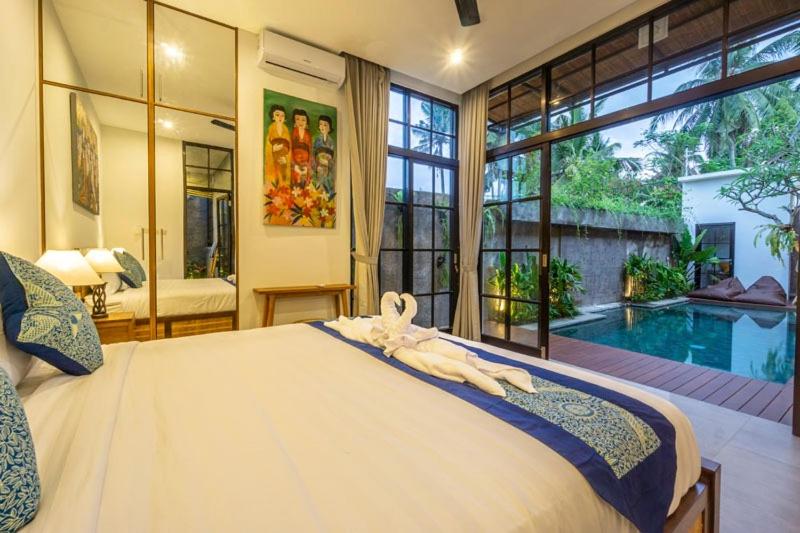 Two-Bedroom Villa - Photo 13