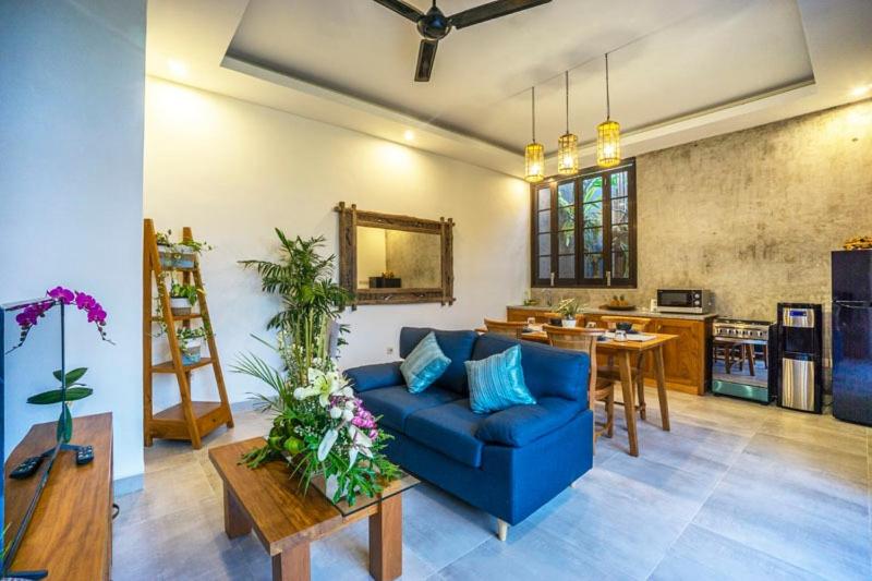 Two-Bedroom Villa - Photo 2