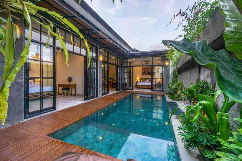 Two-Bedroom Villa - Photo 6
