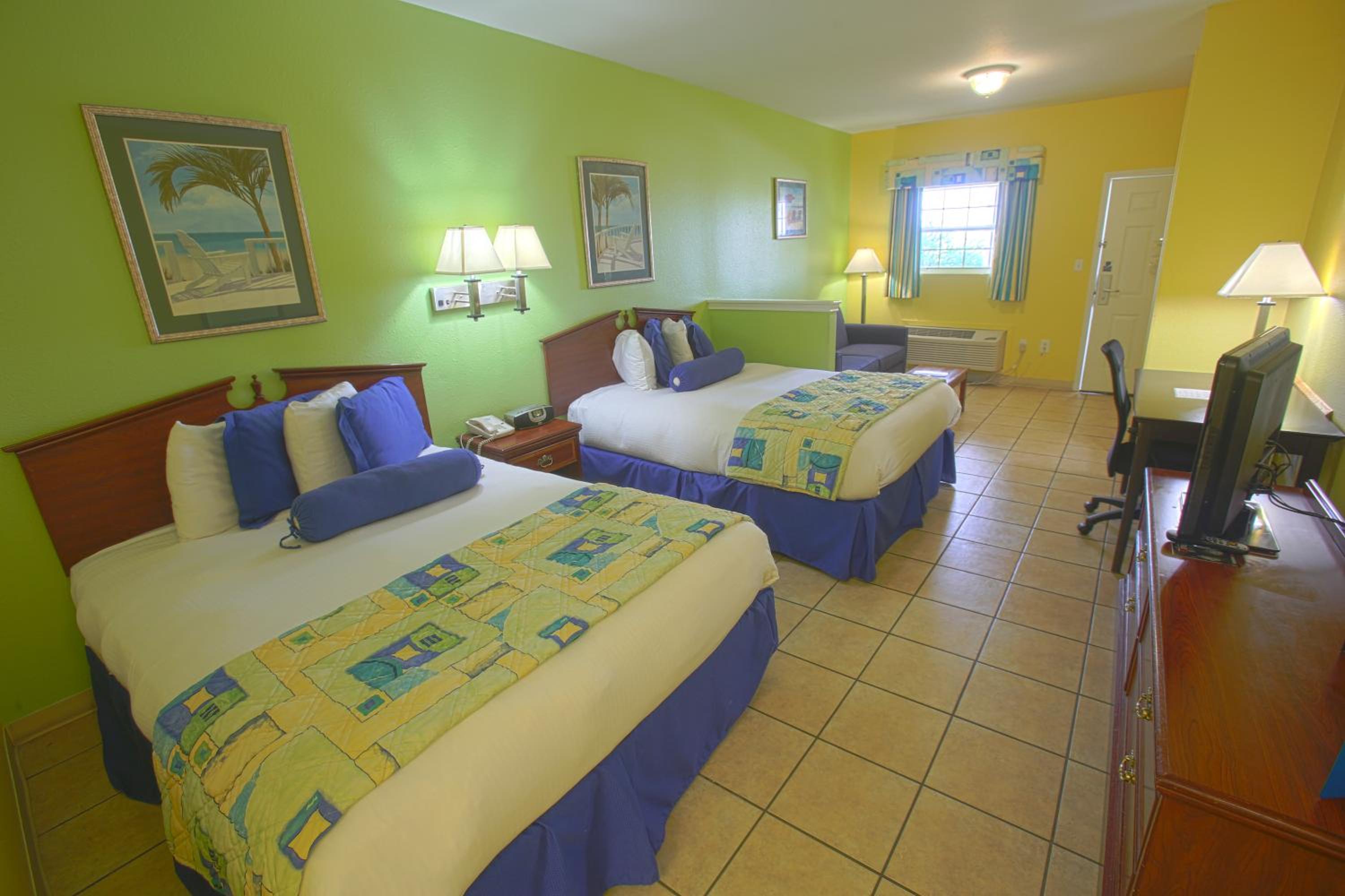 2 Queen Standard Suite- Handicap Accessible - Photo 1
