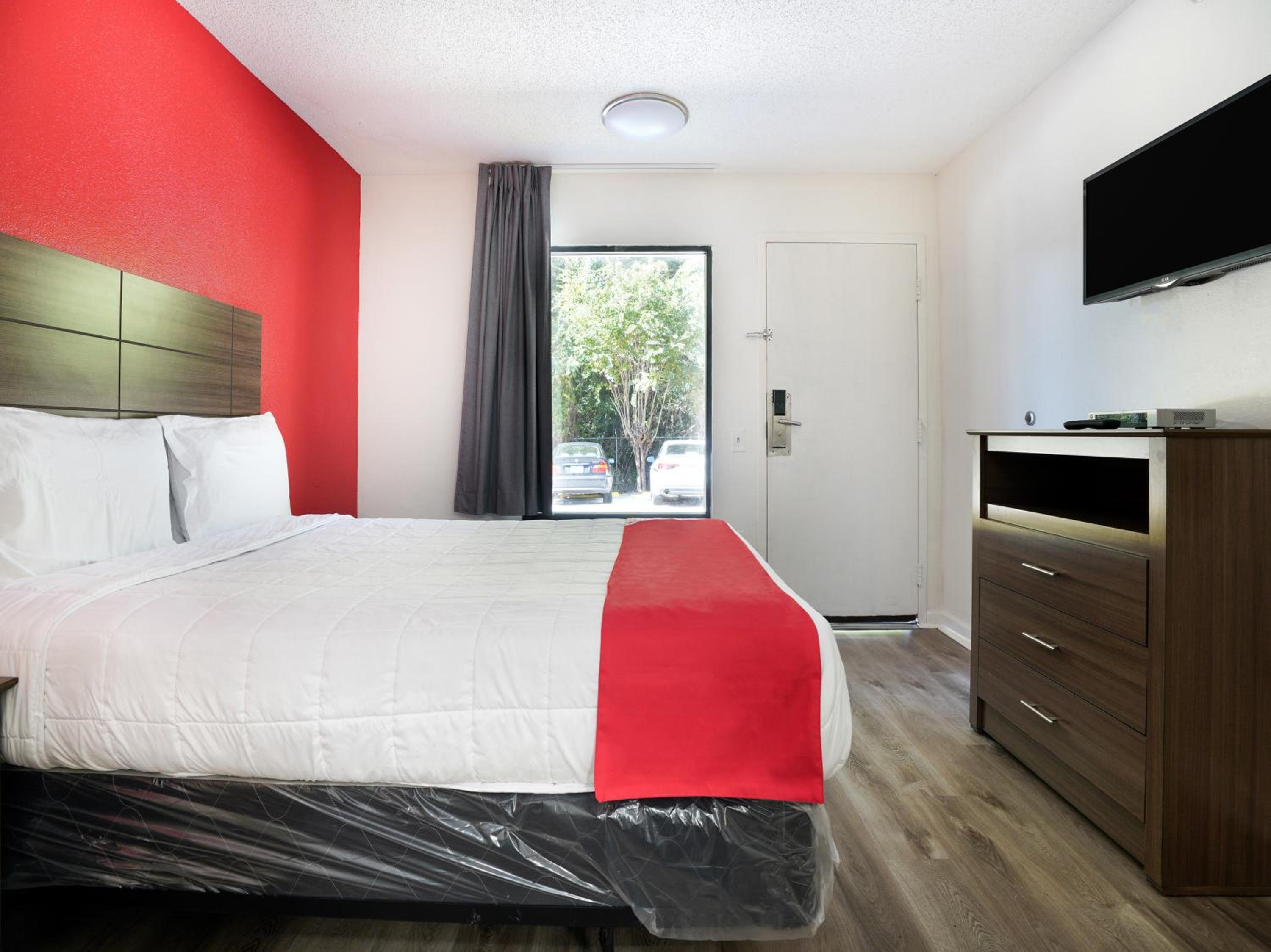 Queen Room - Photo 2