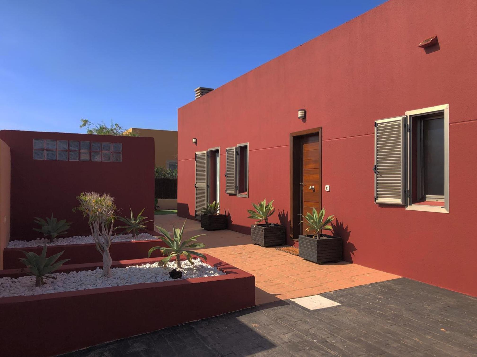 Villa with Private Pool photo 3