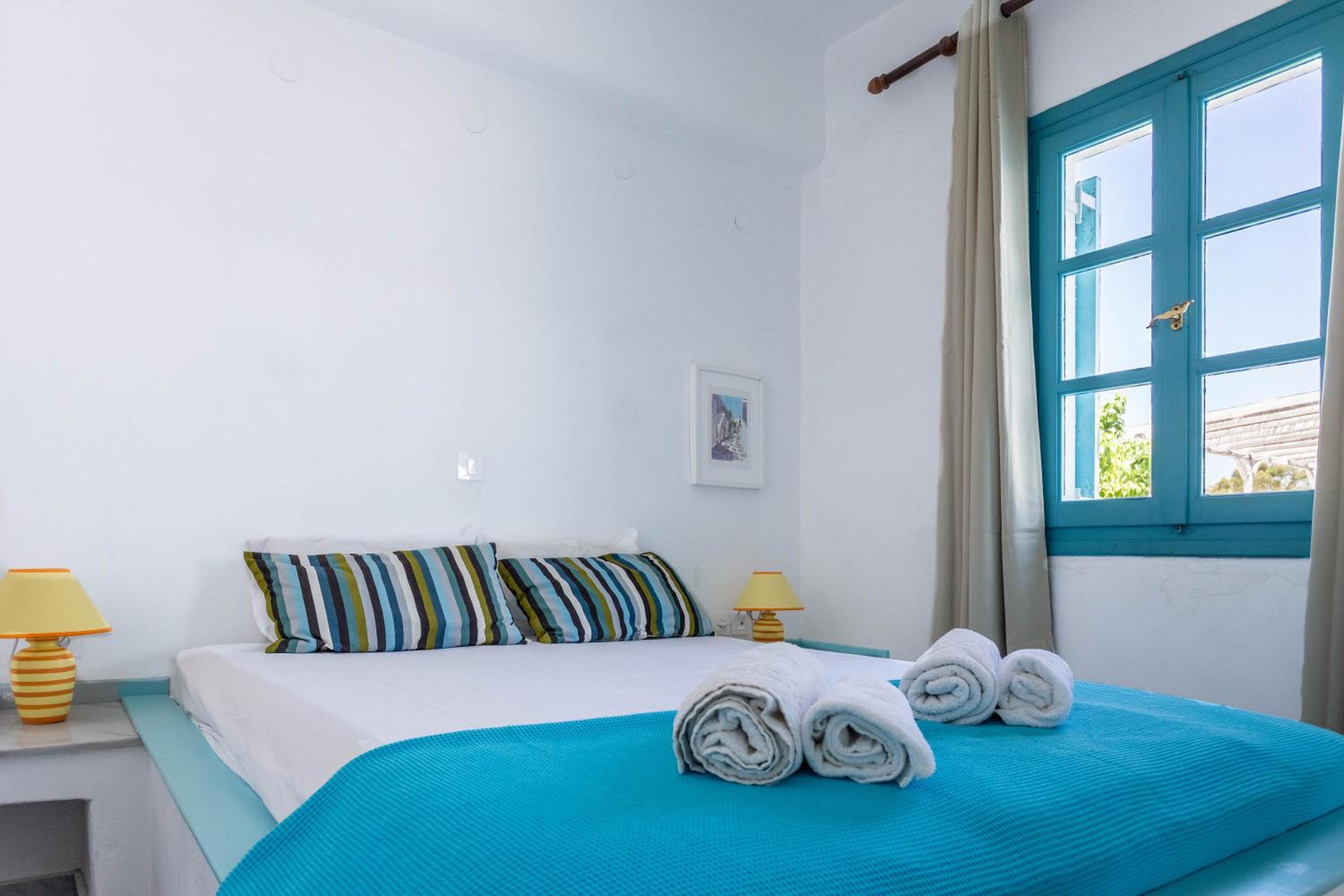 Two-Bedroom Apartment with Terrace photo 2