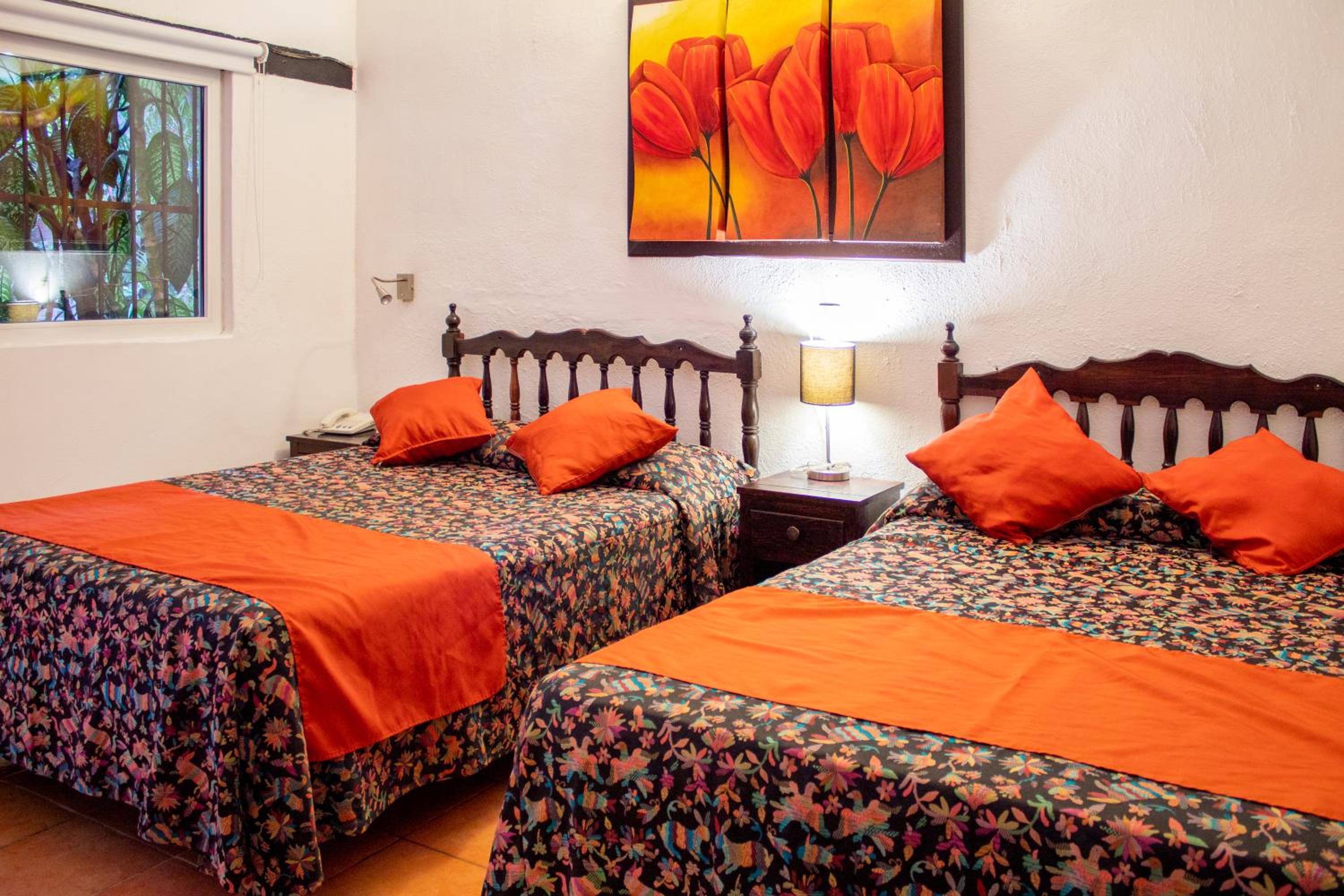 Double Room with Two Double Beds - Photo 15