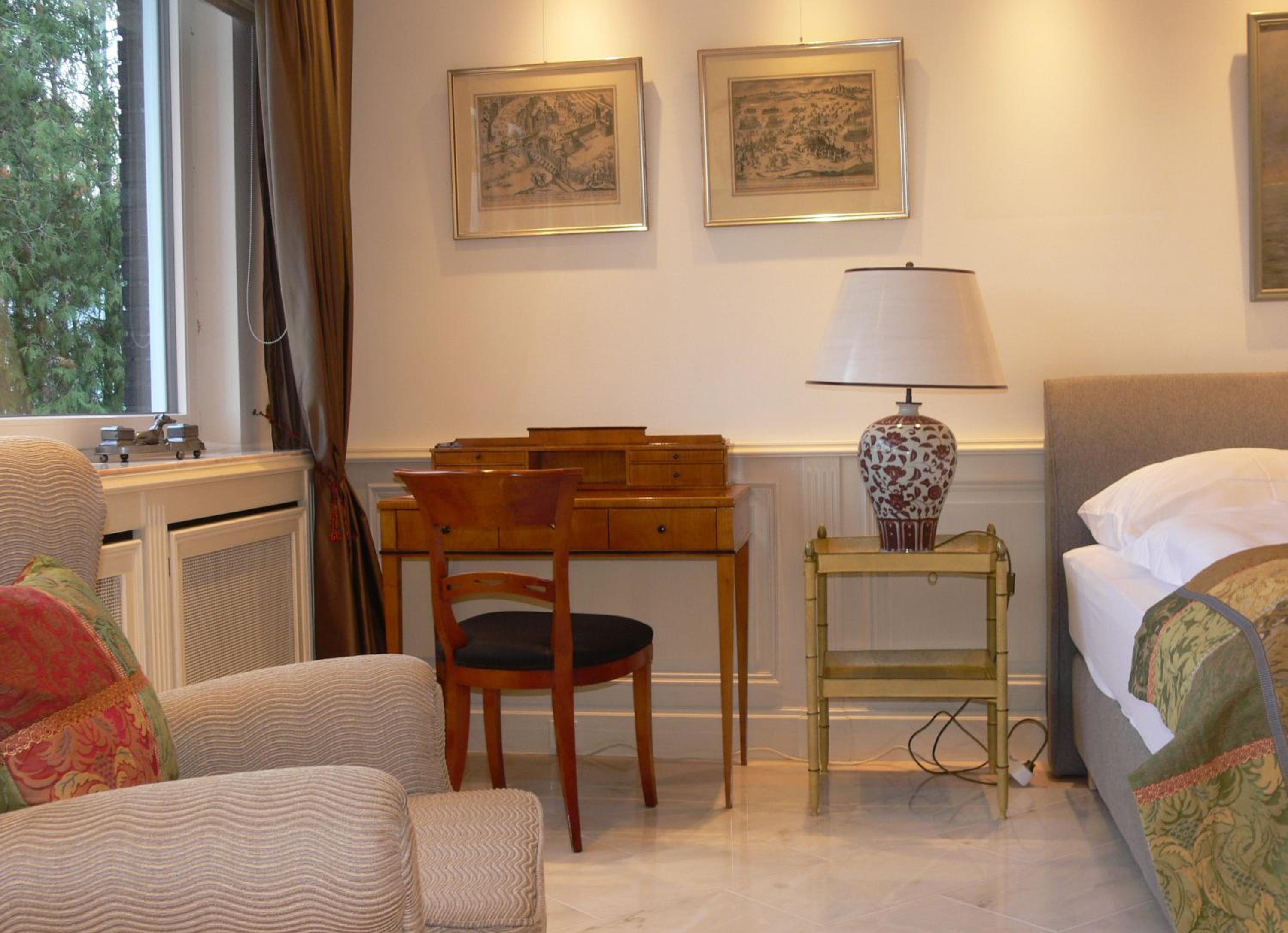 Deluxe Double or Twin Room - Photo 10