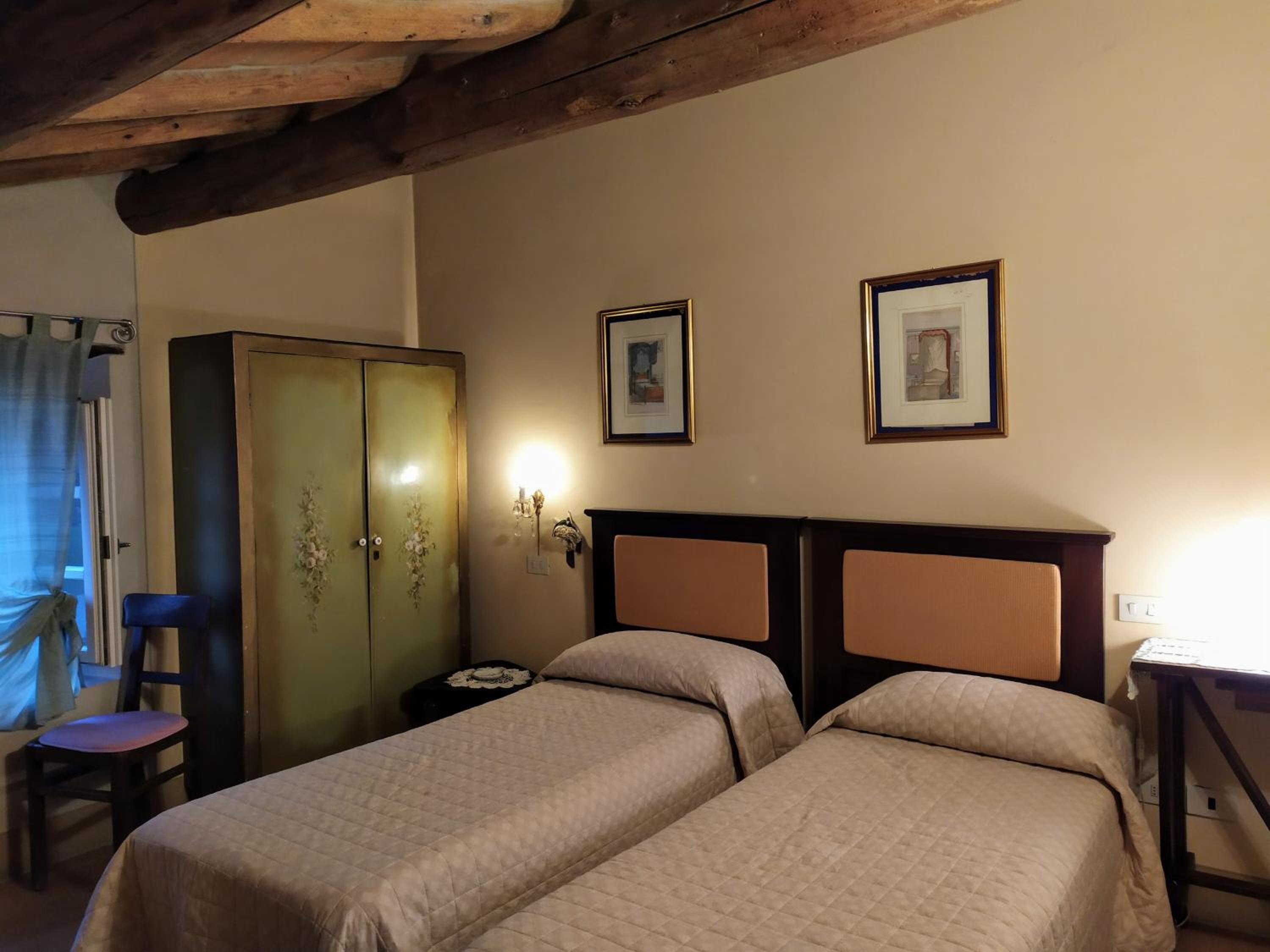 Comfort Triple Room with Shower - Photo 3