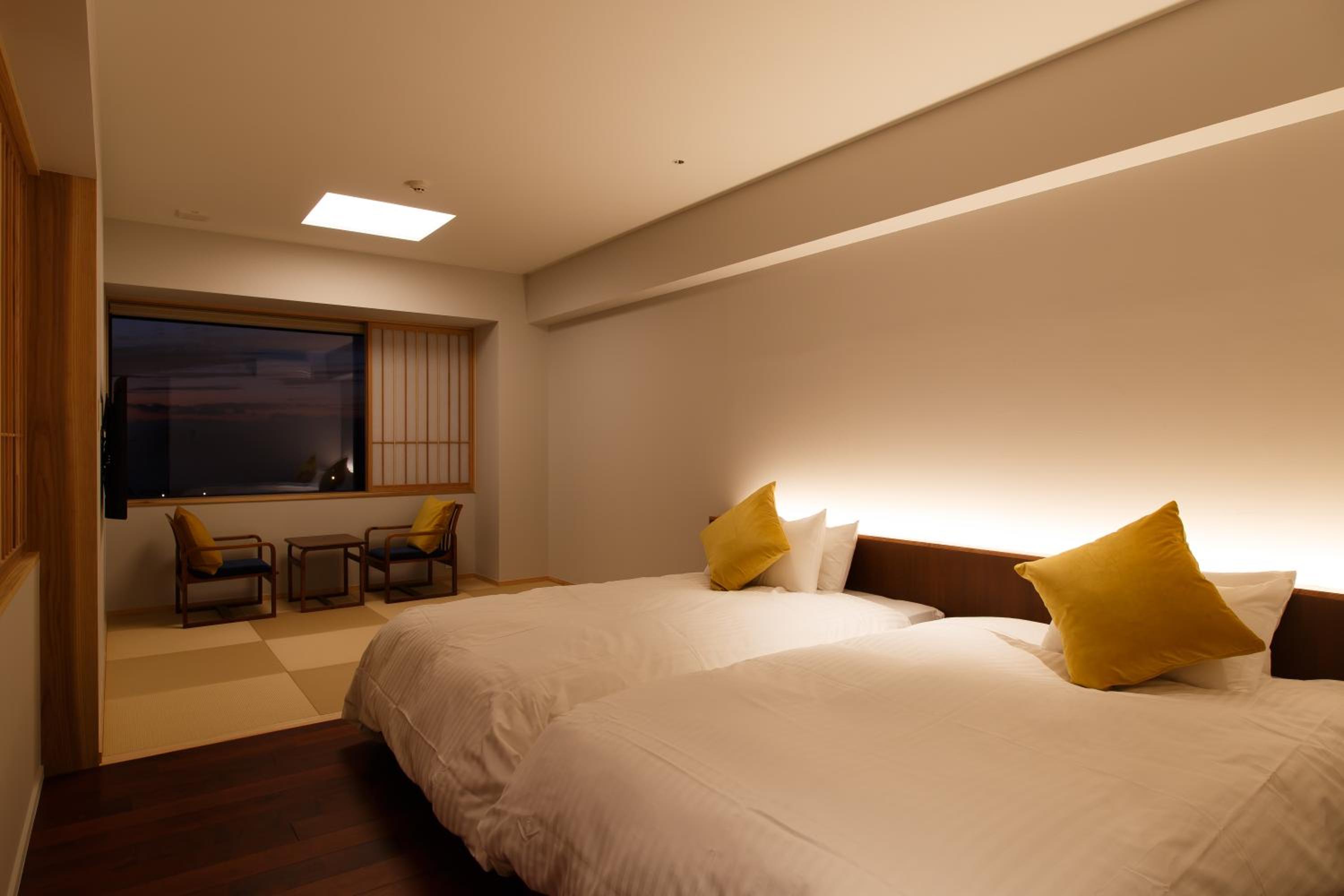 Standard Room with Tatami Area and Hot Spring Bath - Photo 3