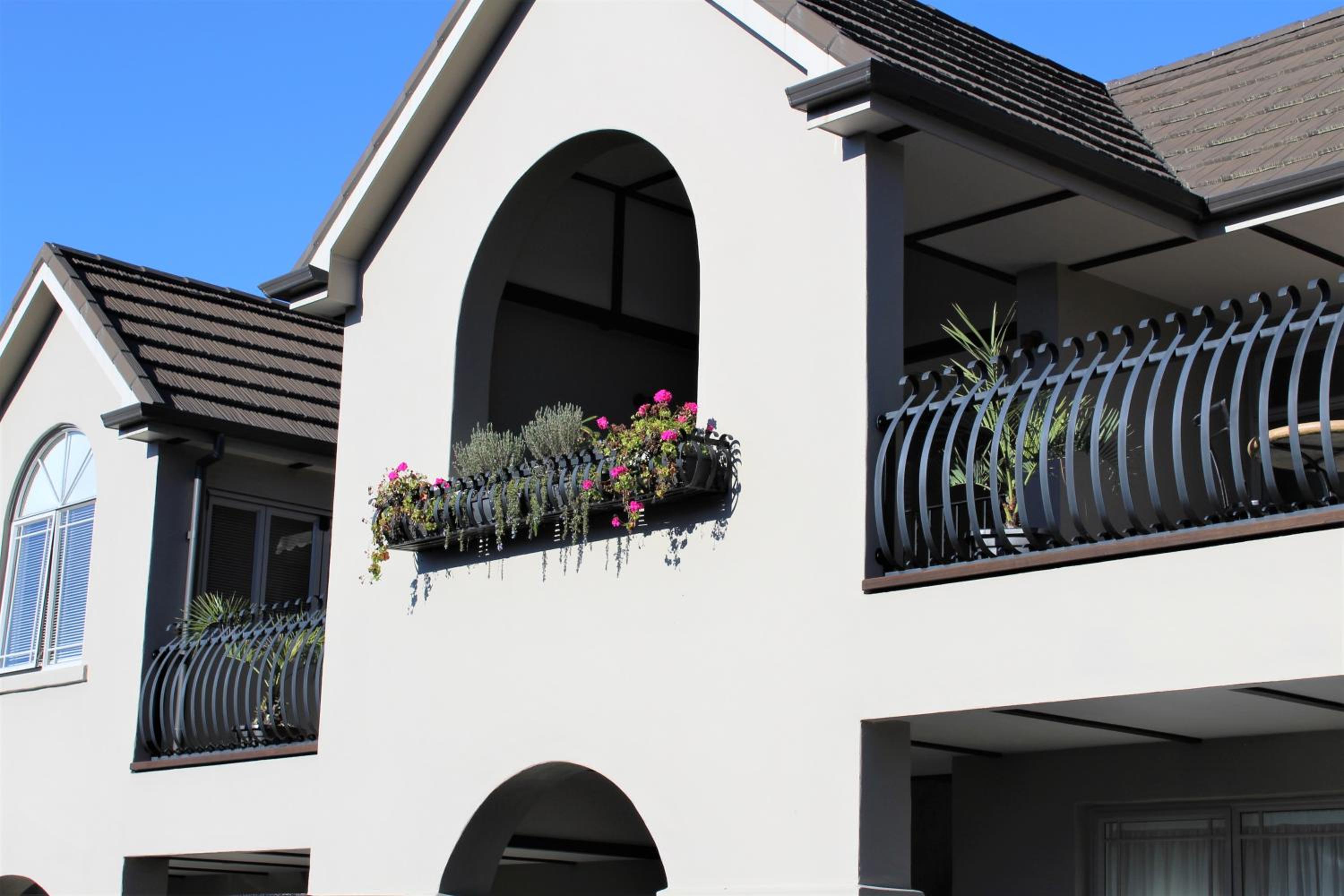 Suite with Balcony - Photo 8