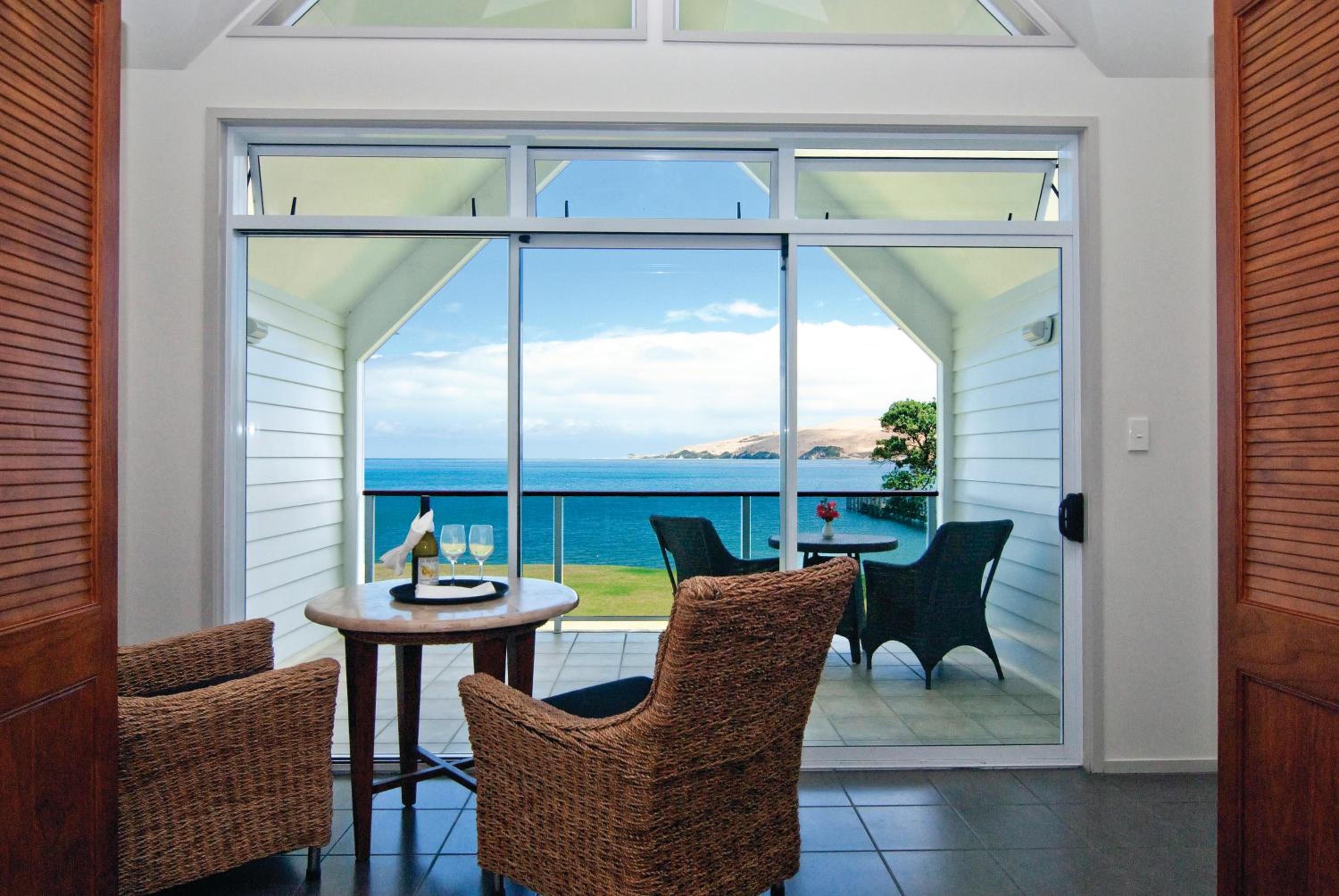 Superior Beachfront King - Photo 5