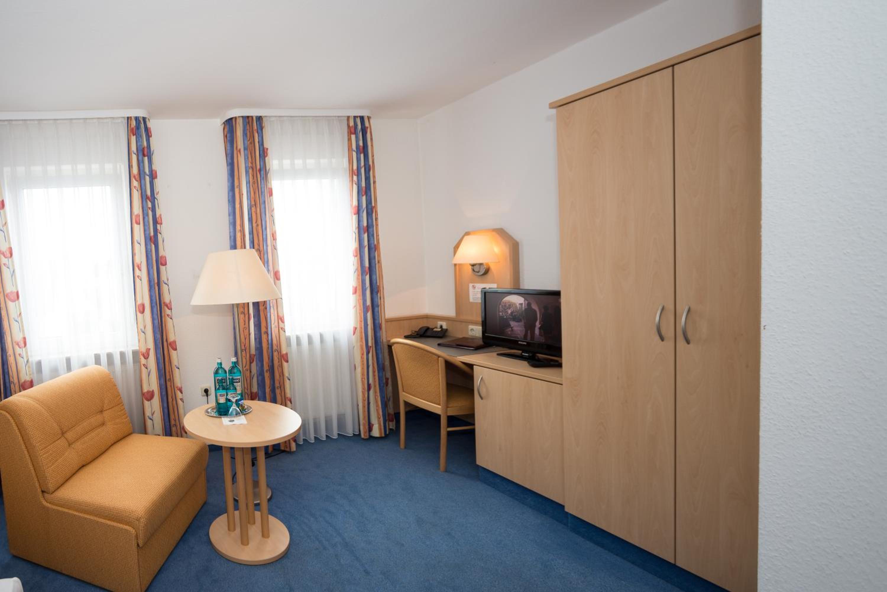 Single Room photo 2