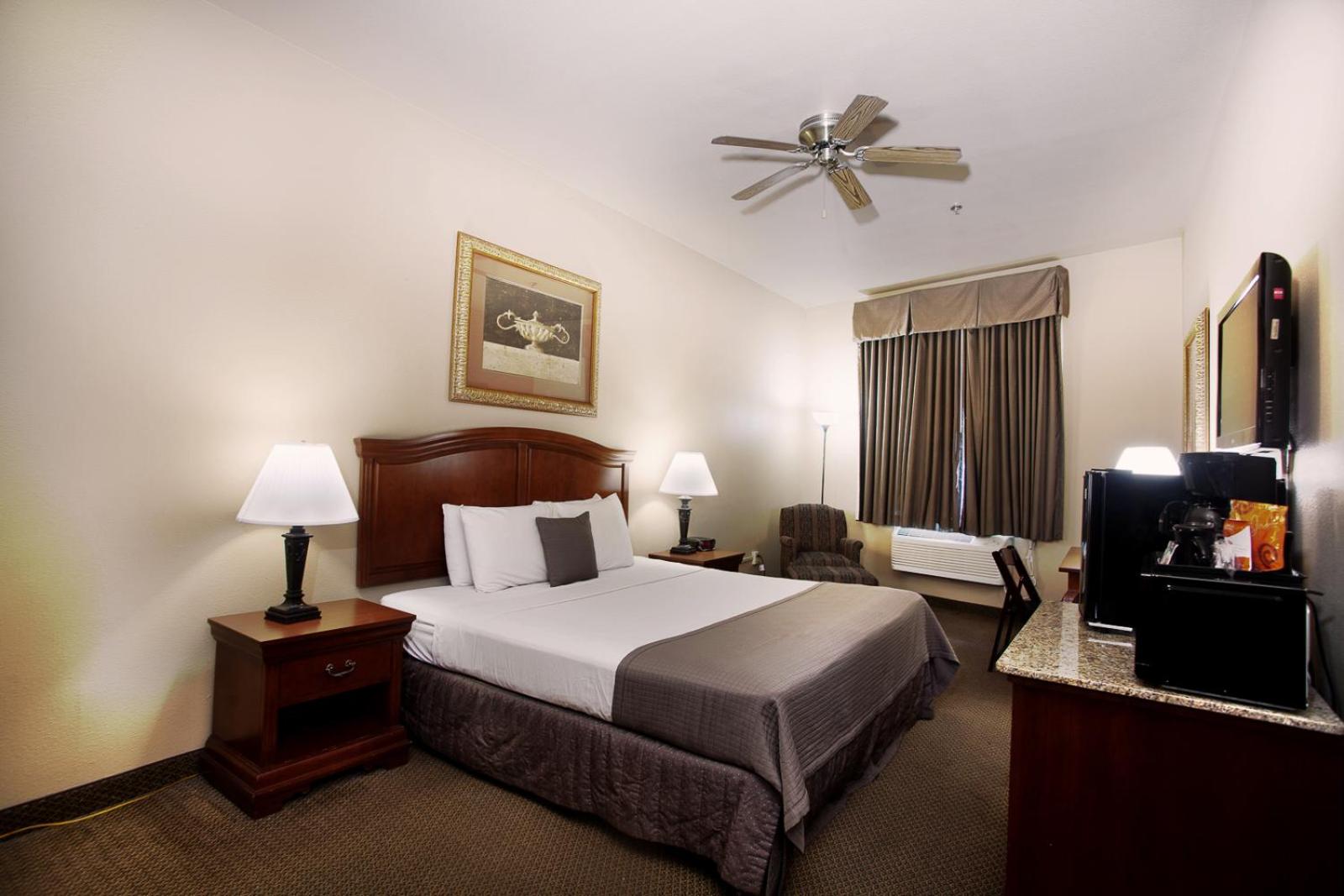 King Room with Spa Bath - Non-Smoking