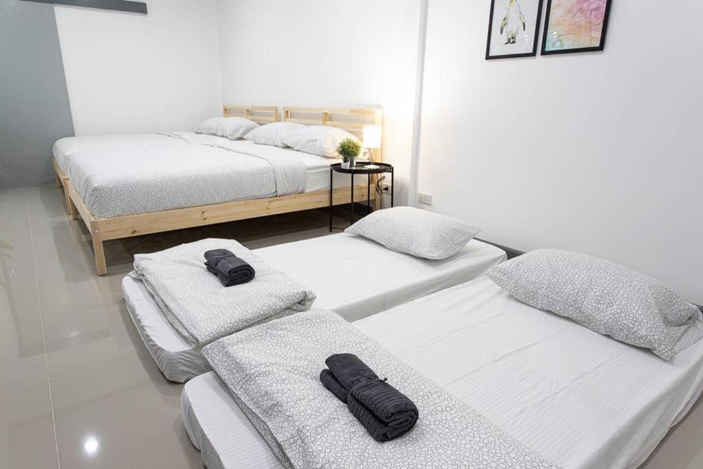 Studio Apartment photo 3