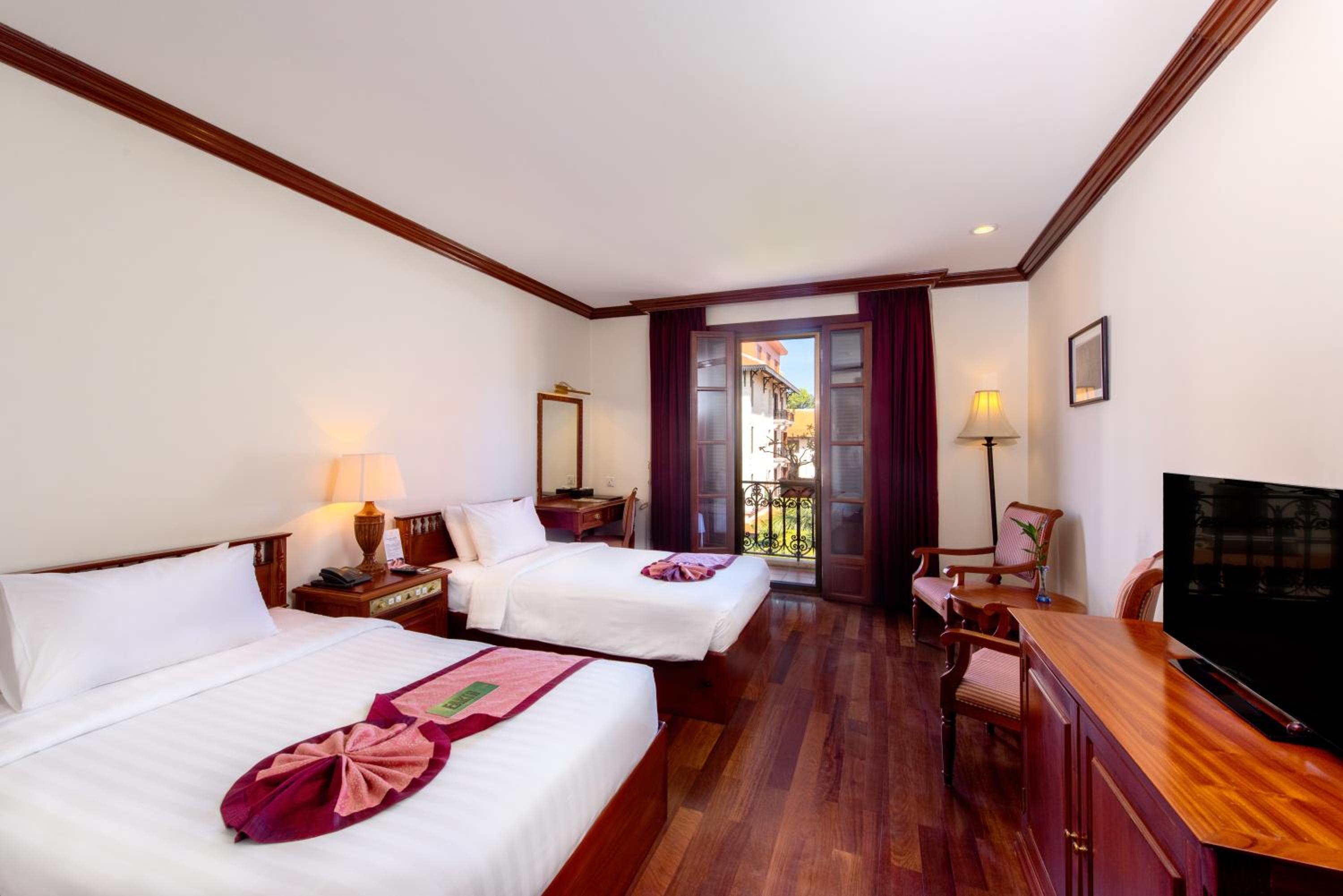 Superior Twin Room - Photo 11