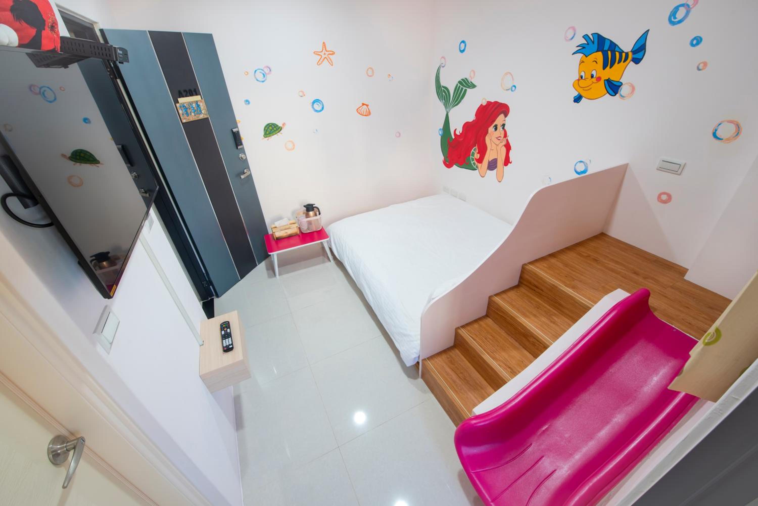 Standard Double Room photo 2