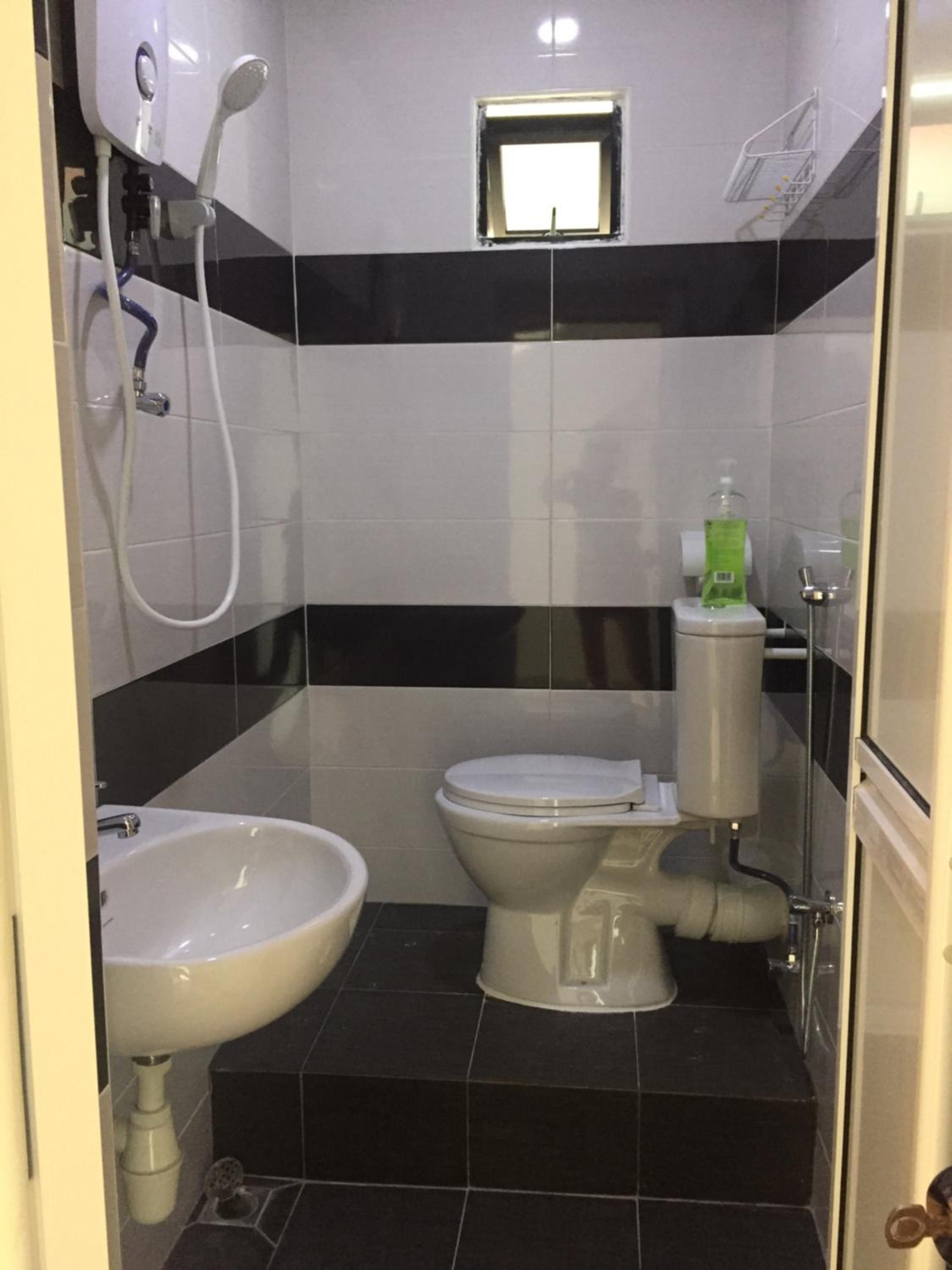 Double or Twin Room with Private Bathroom photo 1