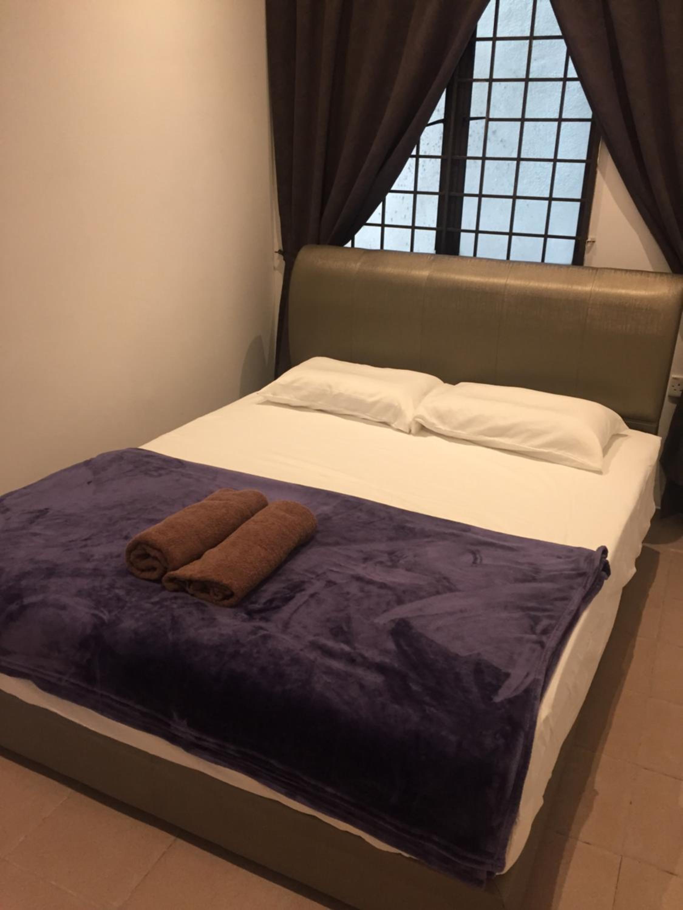 Double or Twin Room with Private Bathroom photo 1