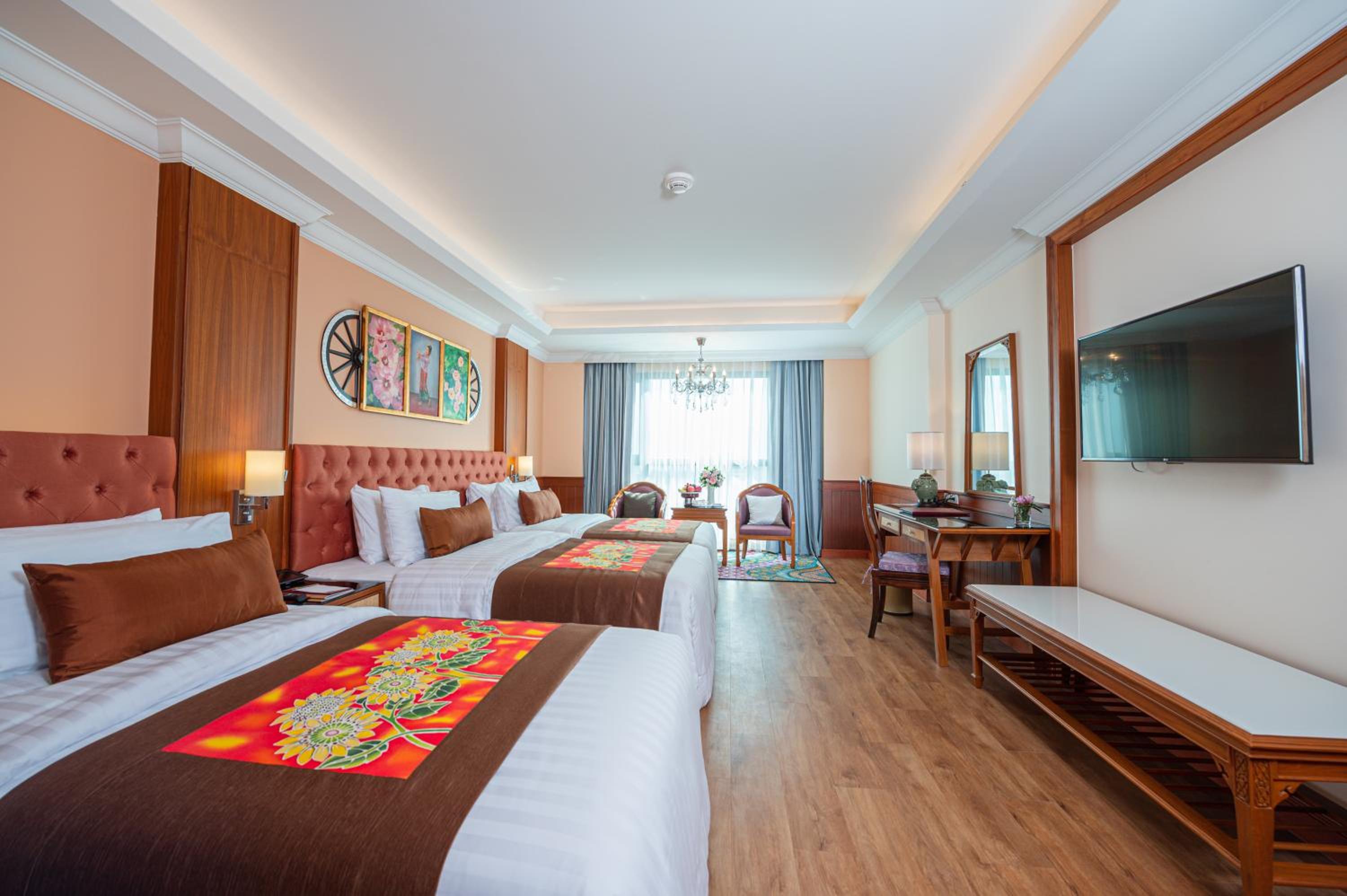 Premier Deluxe Room - Photo 11