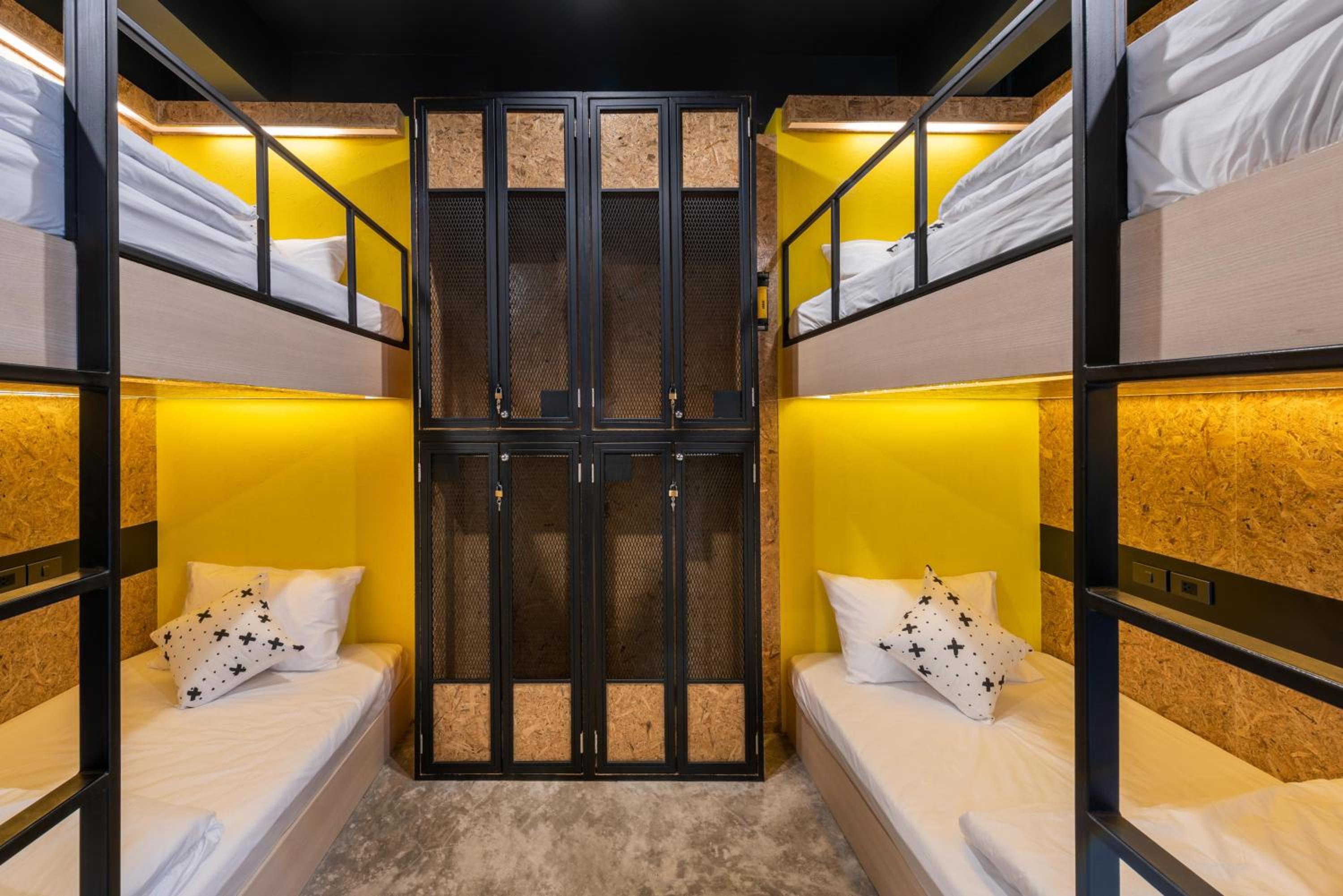 Quadruple Room with Bathroom photo 3