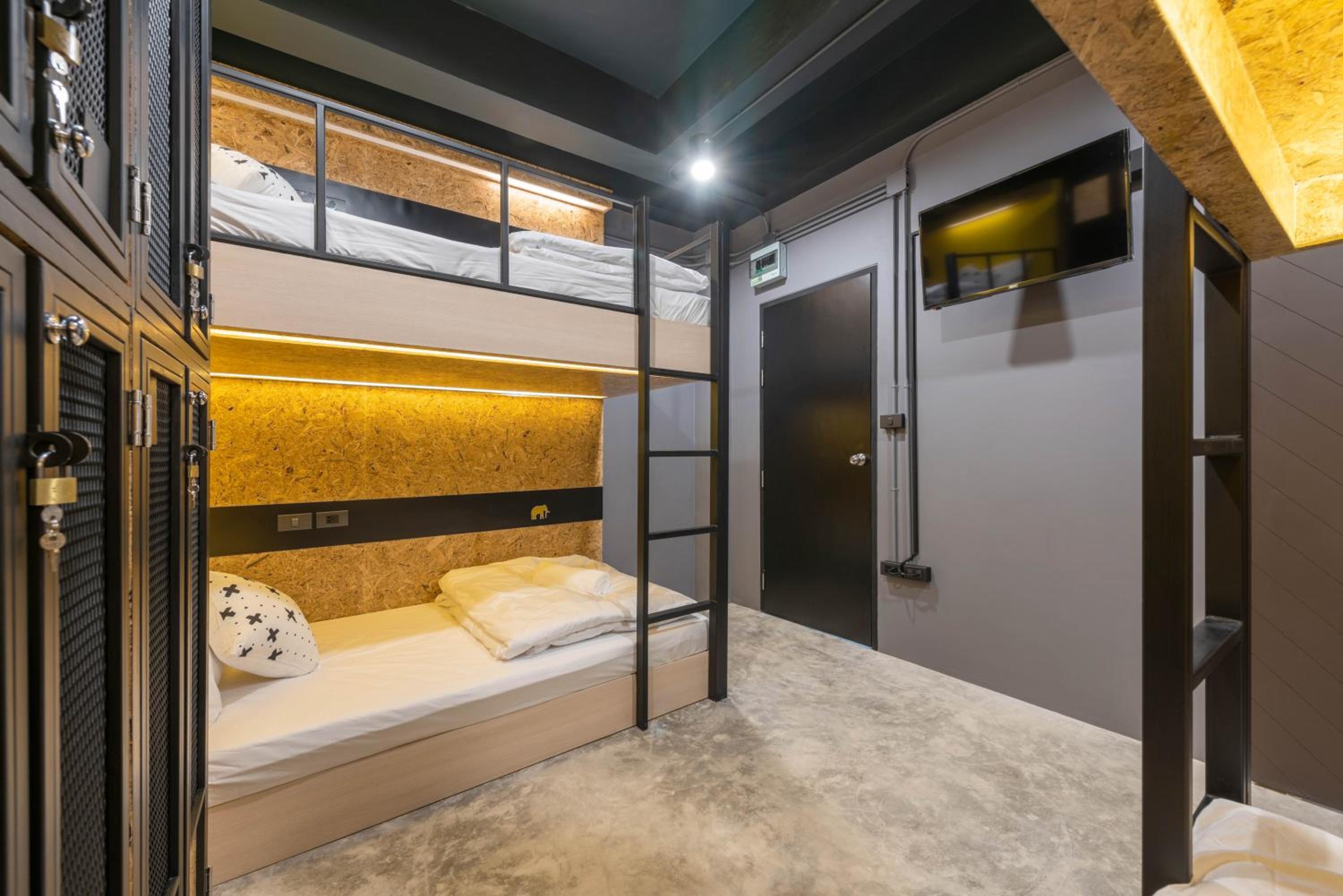 Quadruple Room with Bathroom photo 2
