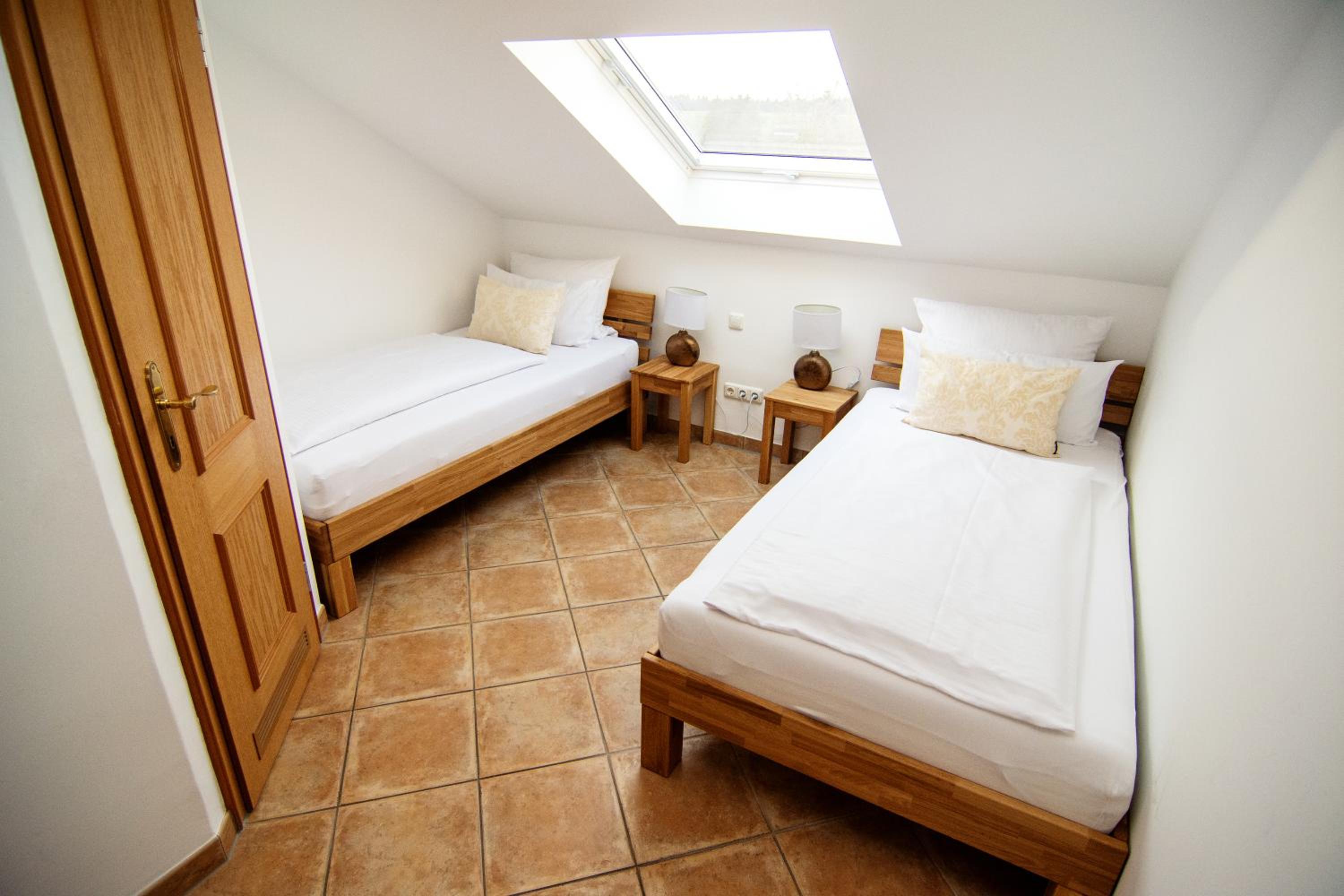 Economy Twin Room