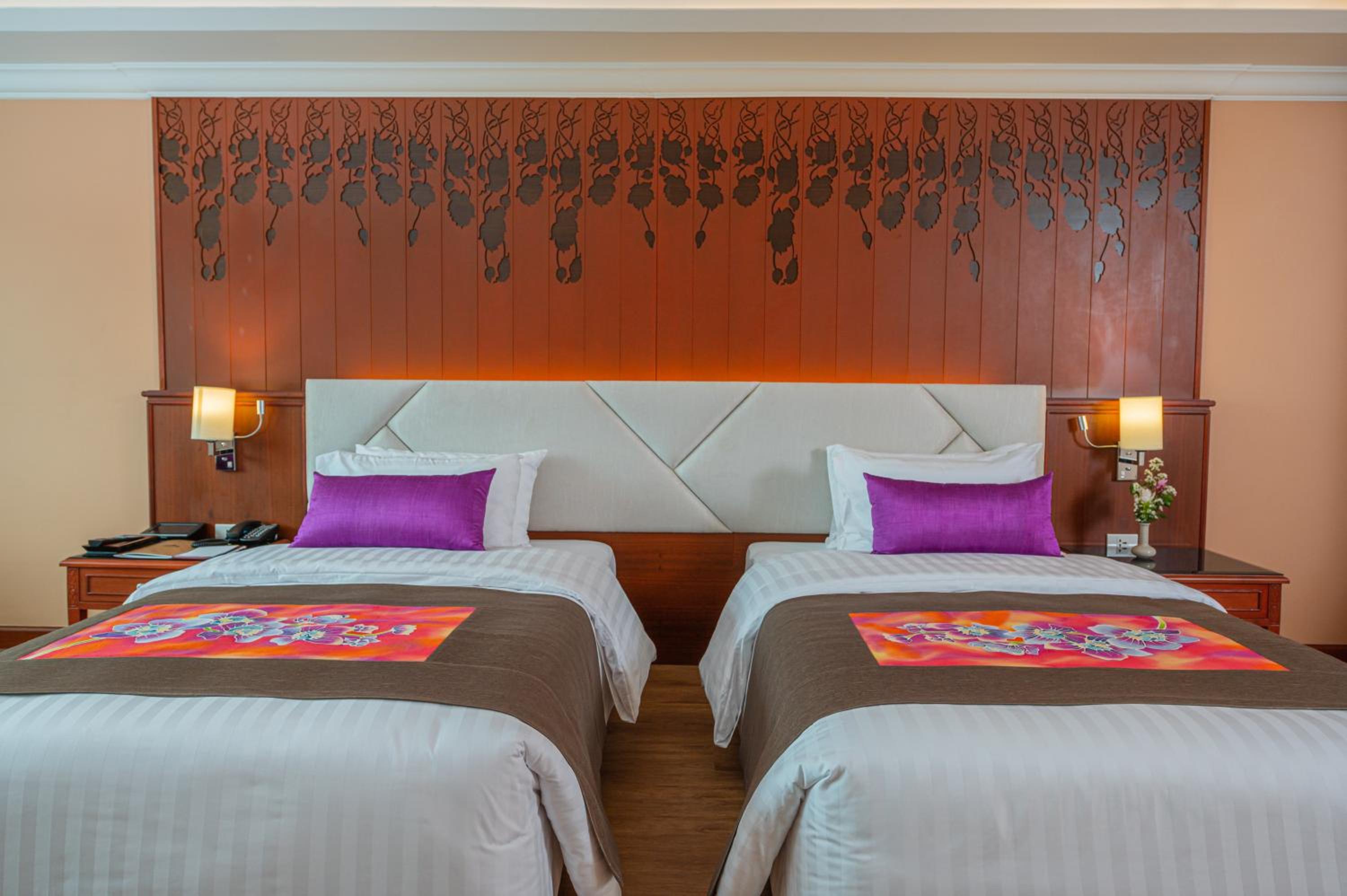 Premier Deluxe Room - Photo 18