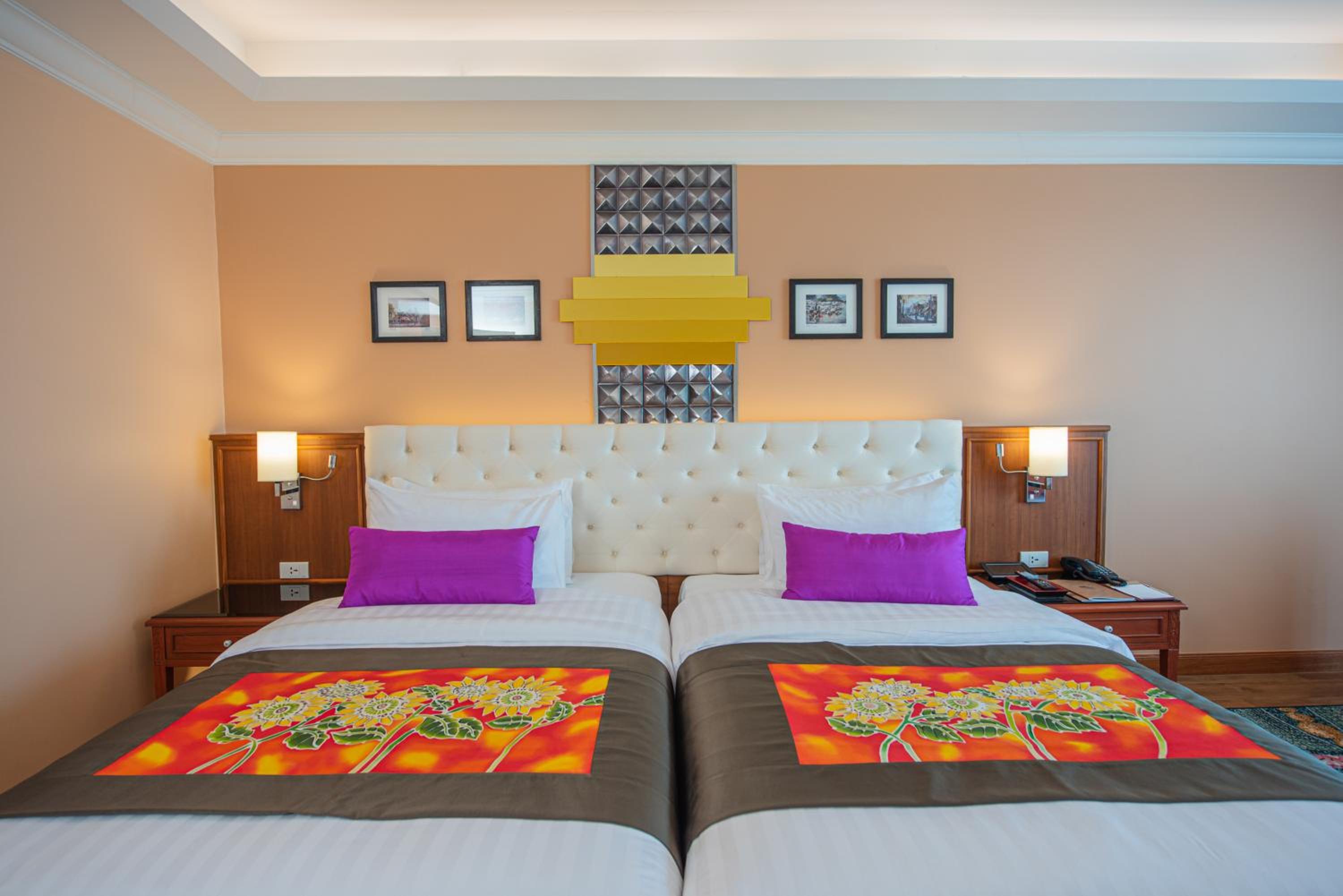 Premier Deluxe Room - Photo 21