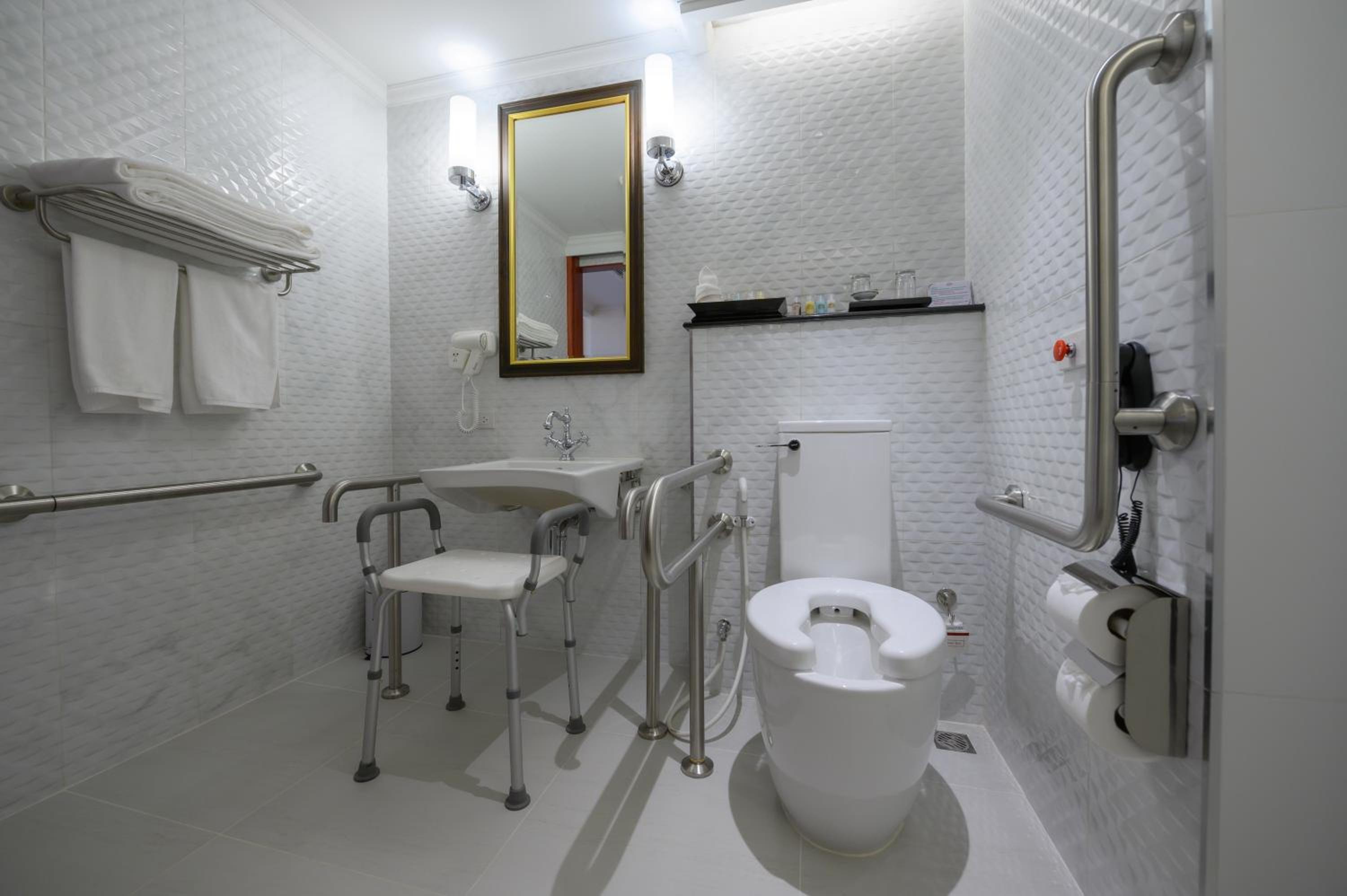 Premier Deluxe Room - Photo 3