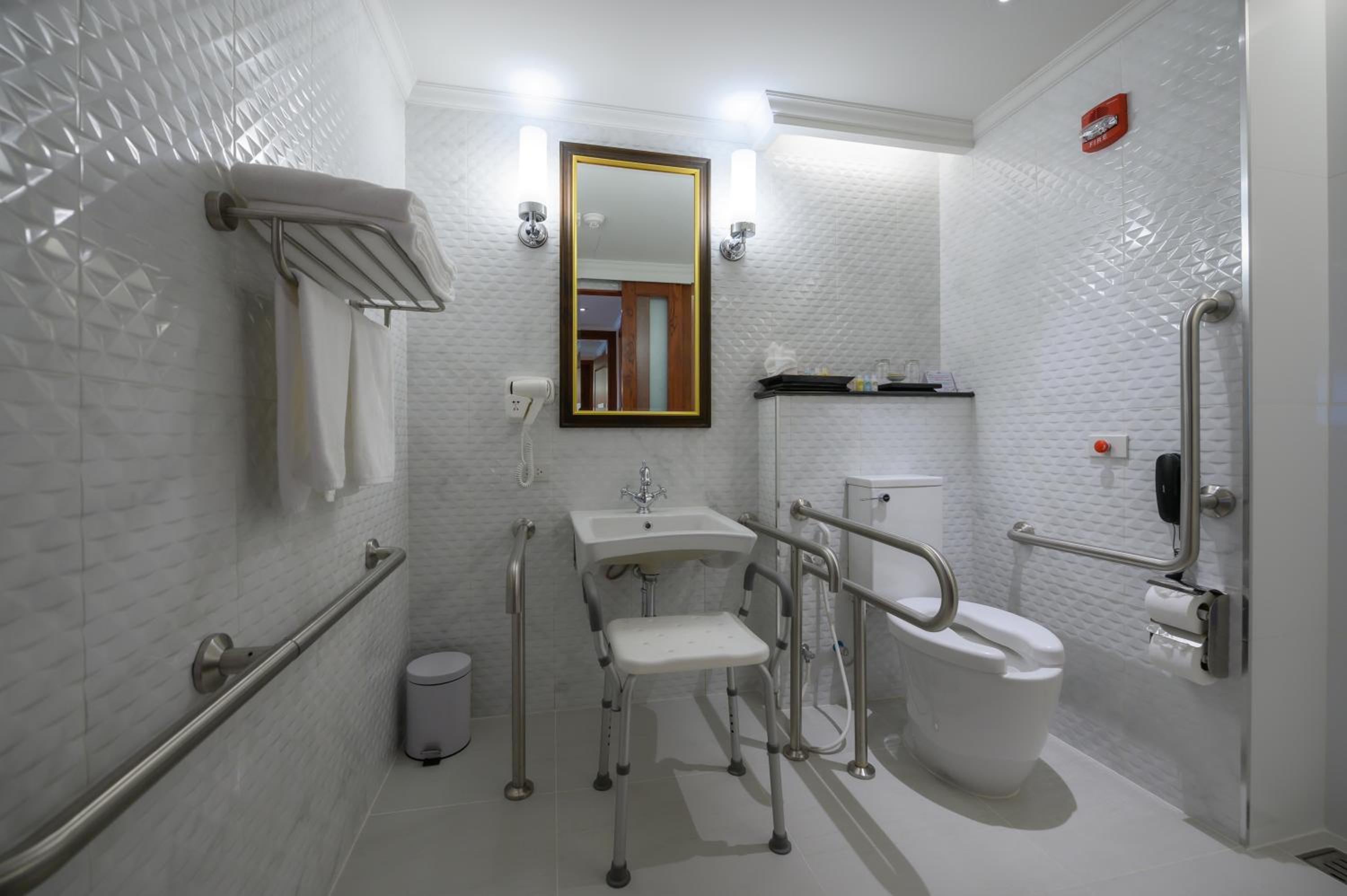 Premier Deluxe Room - Photo 4